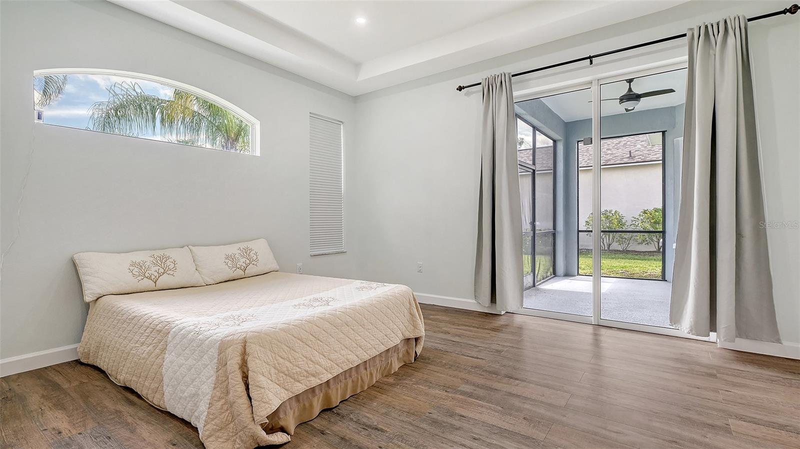 Image 23 of 66 For 6433 Blue Grosbeak Circle