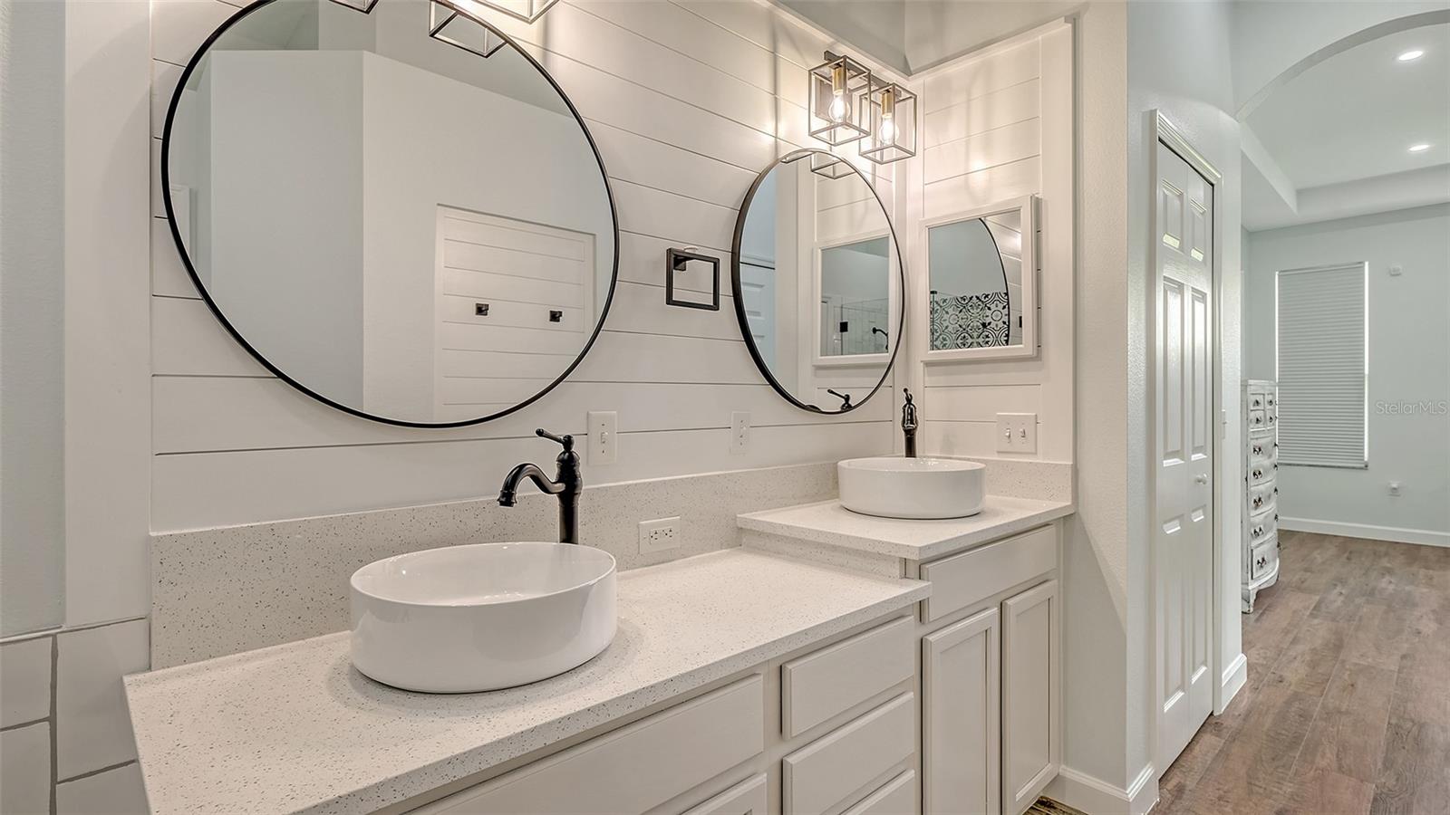 Image 27 of 66 For 6433 Blue Grosbeak Circle