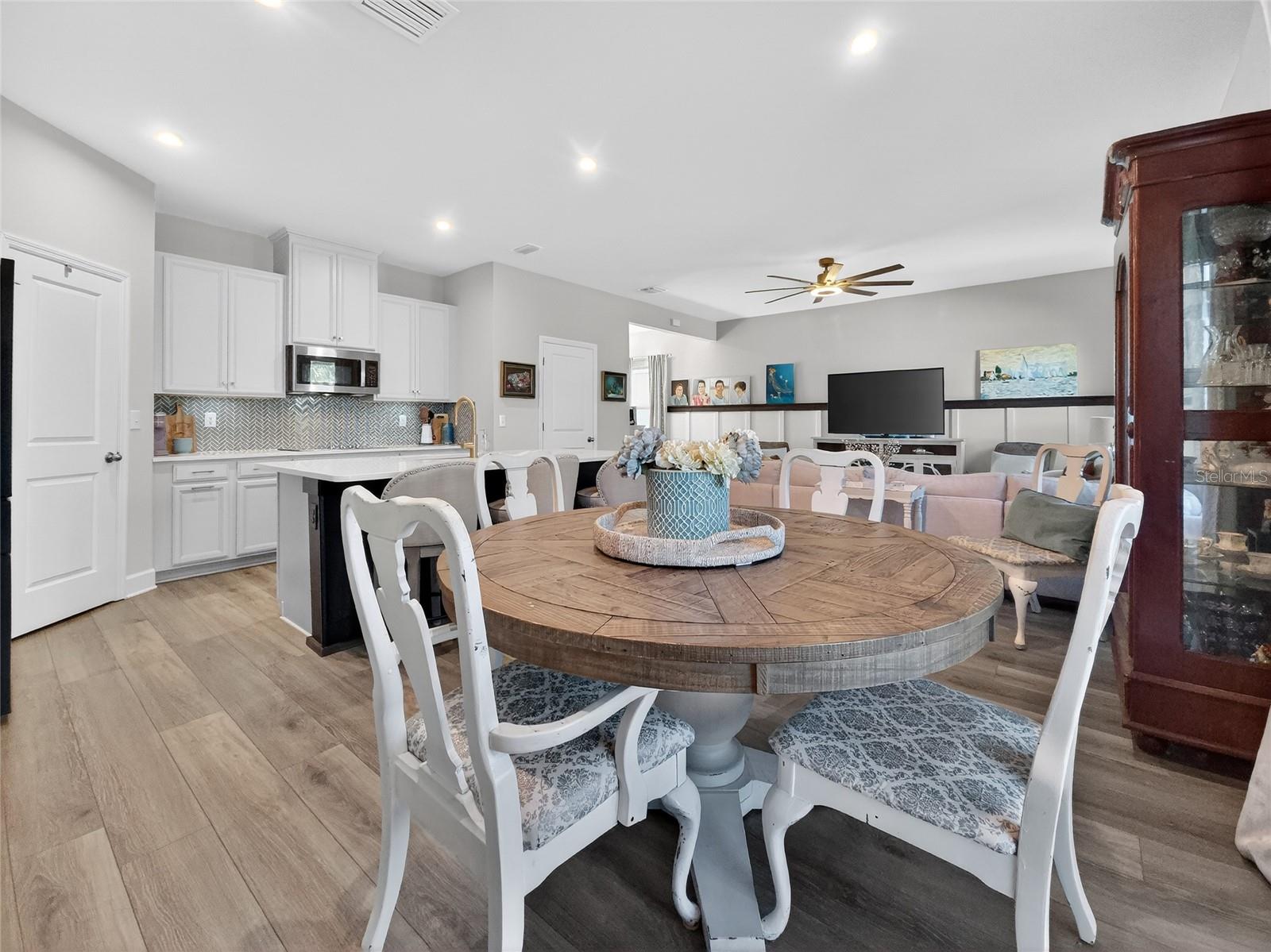 Image 17 of 46 For 11026 High Noon Trail