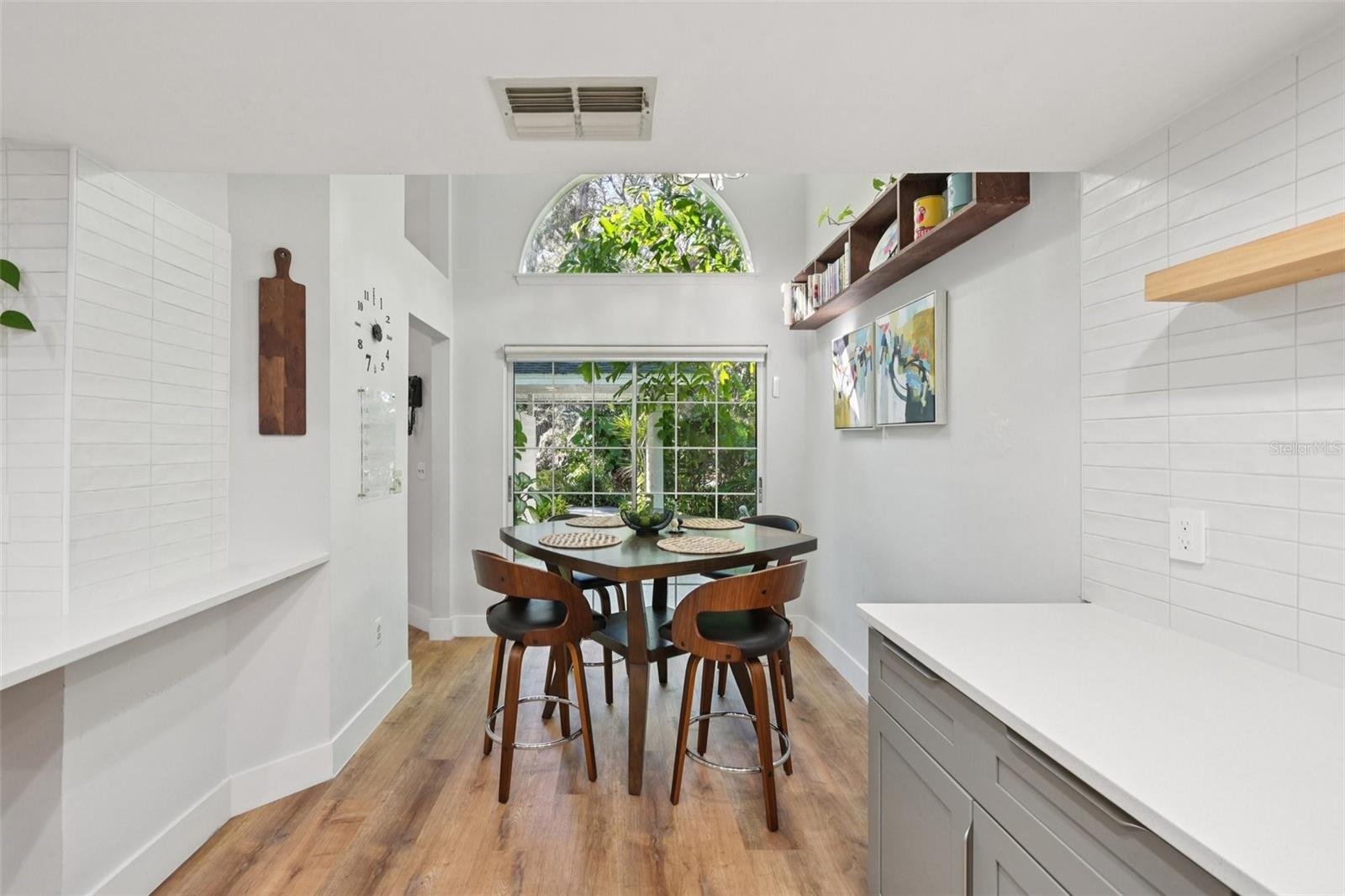 Image 16 of 40 For 6704 Arbor Oaks Drive