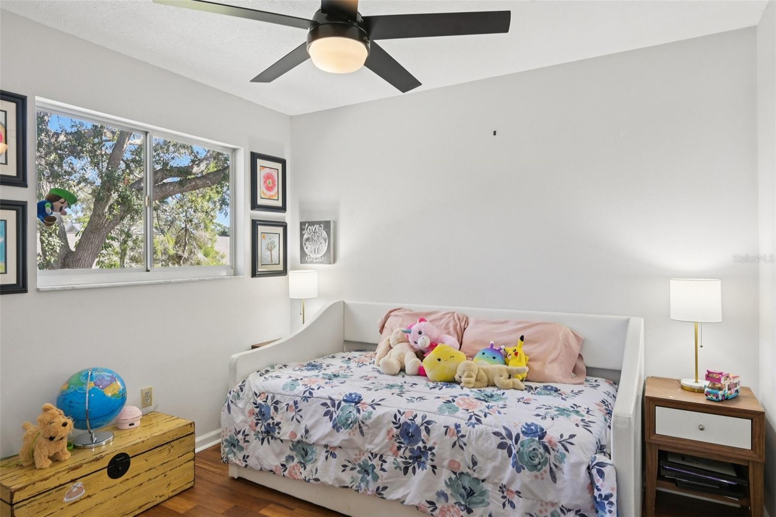 Image 24 of 40 For 6704 Arbor Oaks Drive