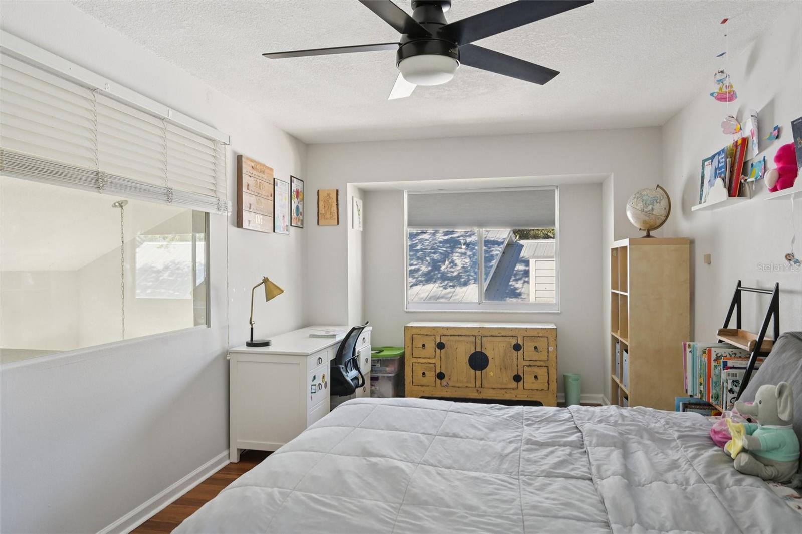 Image 27 of 40 For 6704 Arbor Oaks Drive