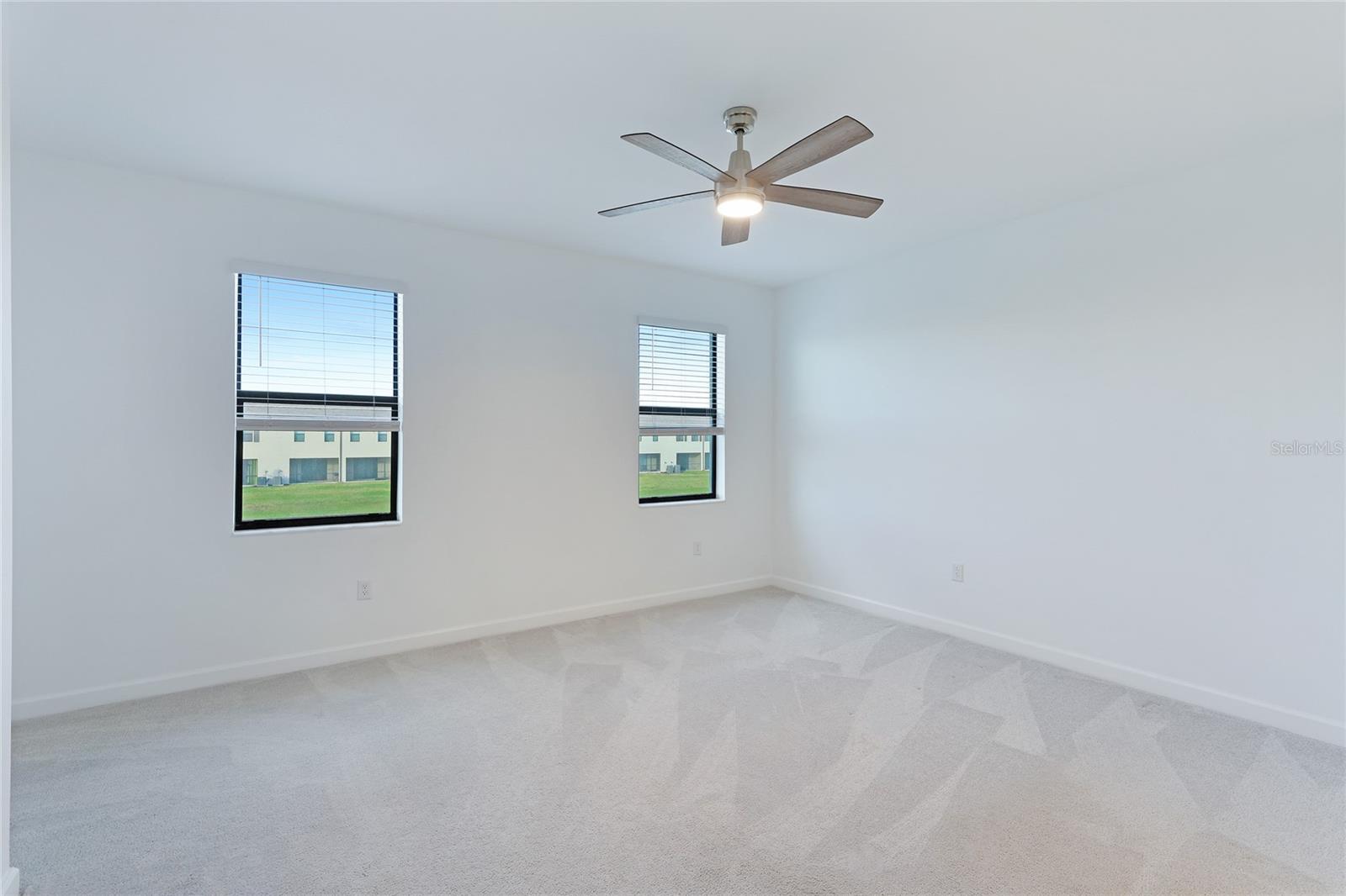 Image 21 of 40 For 15167 Lyla Terrace