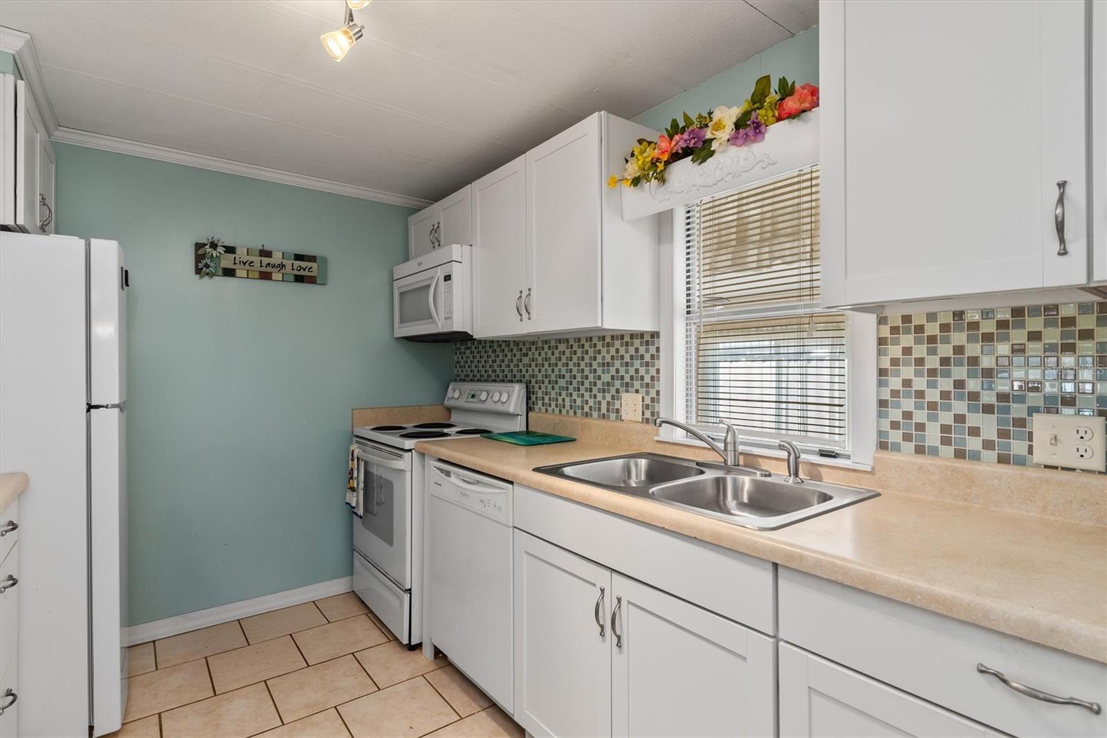 Image 15 of 36 For 1557 Blue Heron Drive