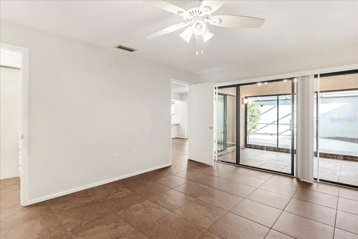 Image 29 of 40 For 3820 Glen Oaks Manor Drive