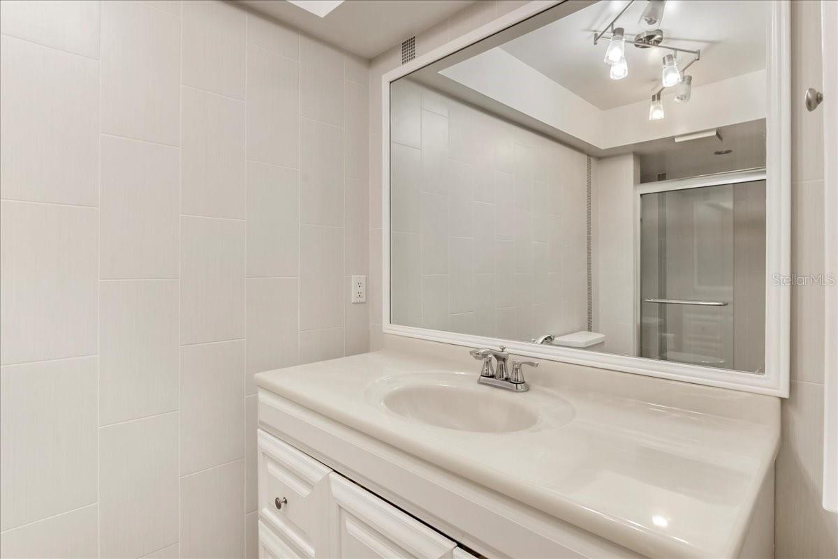 Image 31 of 40 For 3820 Glen Oaks Manor Drive