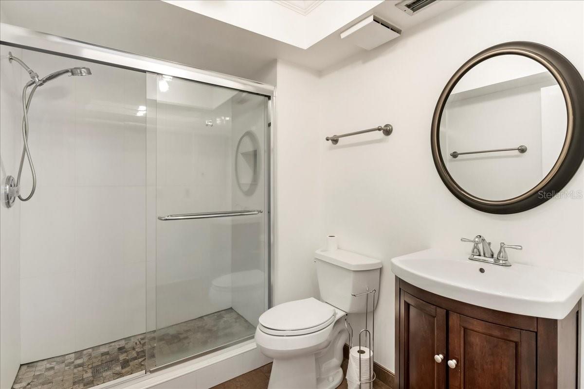 Image 36 of 40 For 3820 Glen Oaks Manor Drive