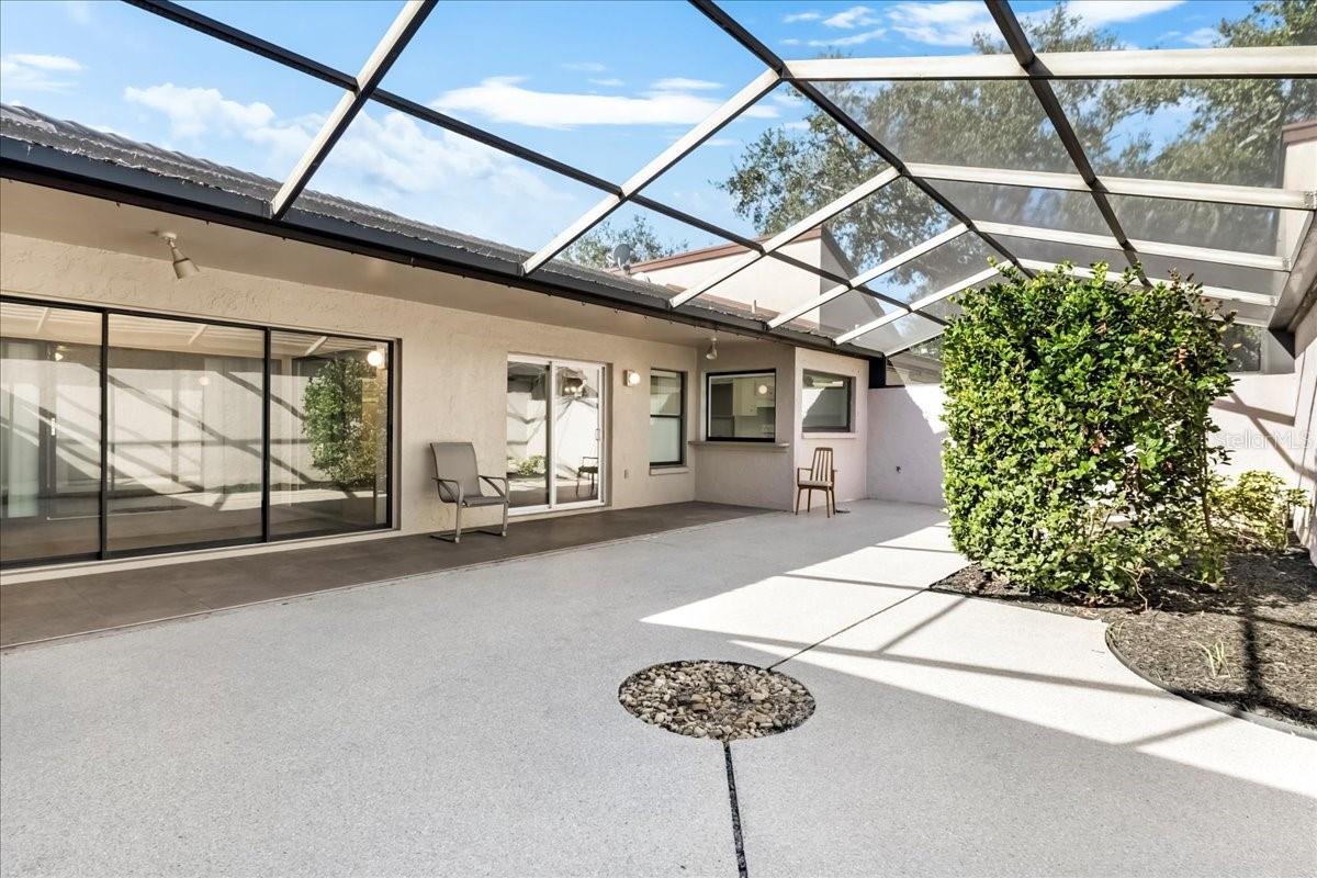 Image 7 of 40 For 3820 Glen Oaks Manor Drive