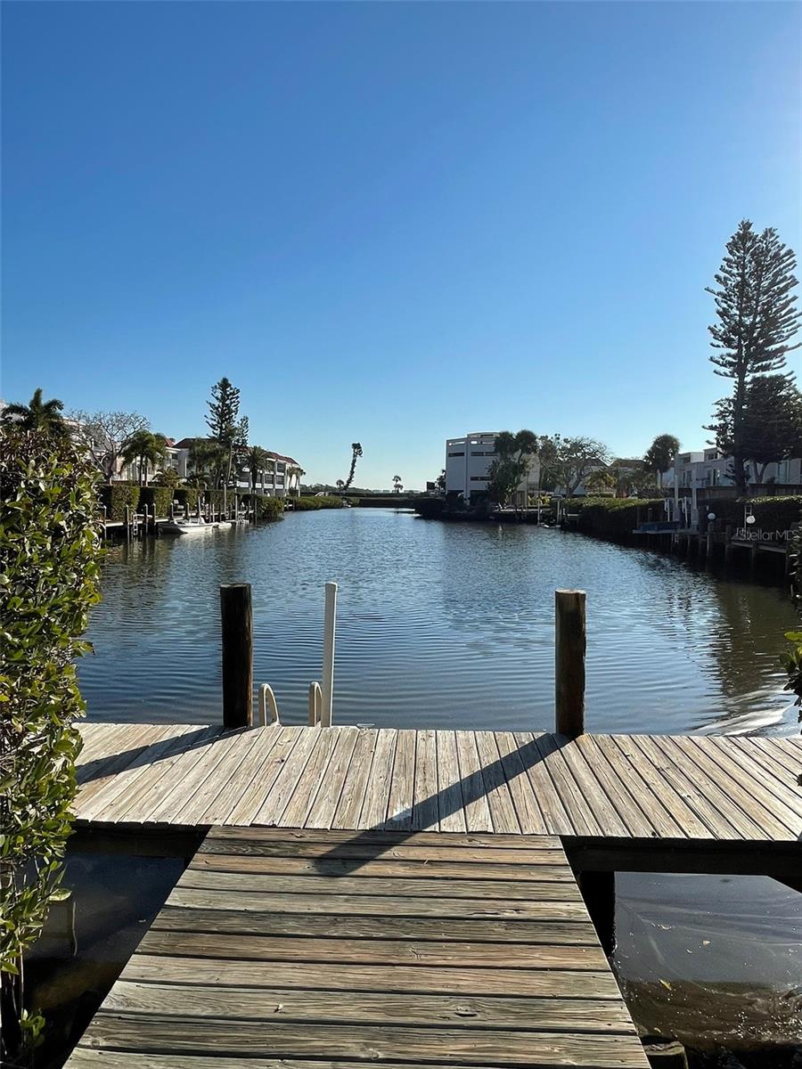 Image 43 of 59 For 3701 East Bay Drive 5