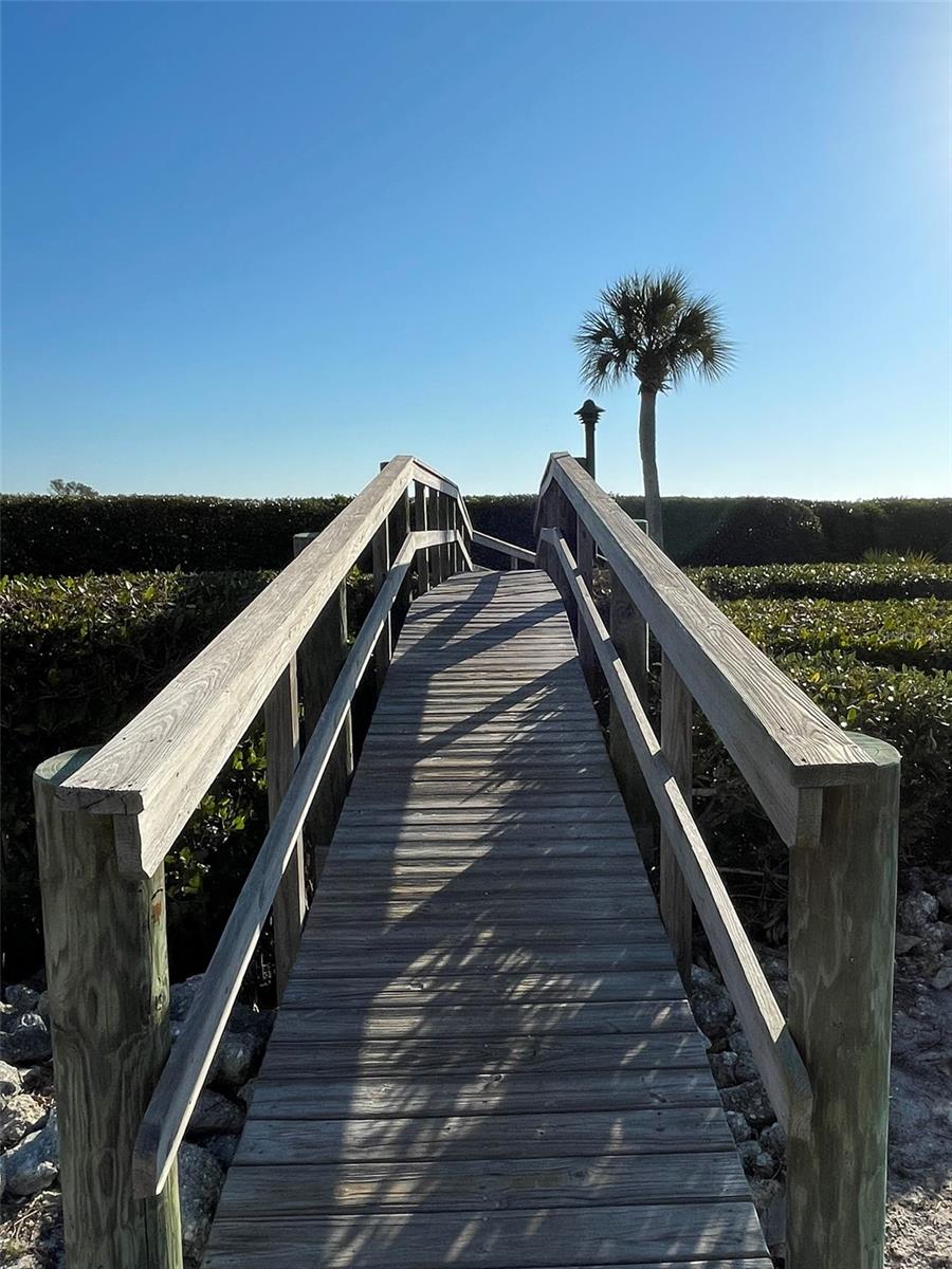 Image 48 of 59 For 3701 East Bay Drive 5