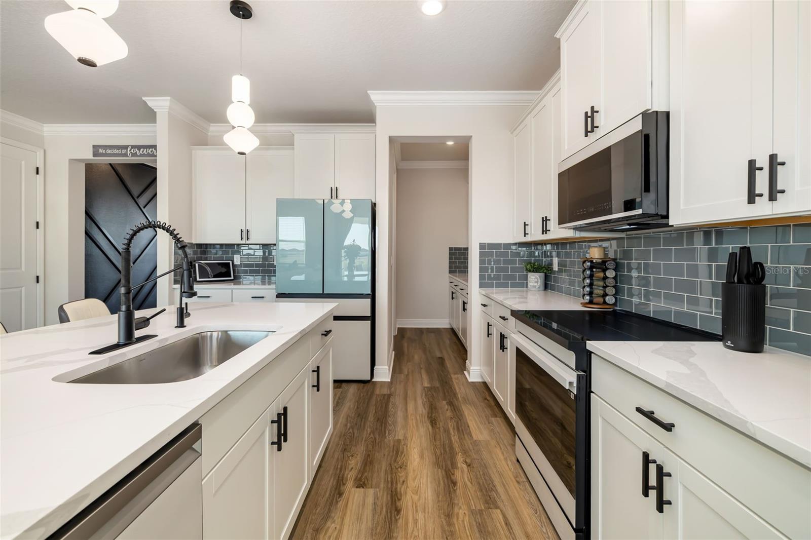 Image 16 of 68 For 18320 Thistleberry Place