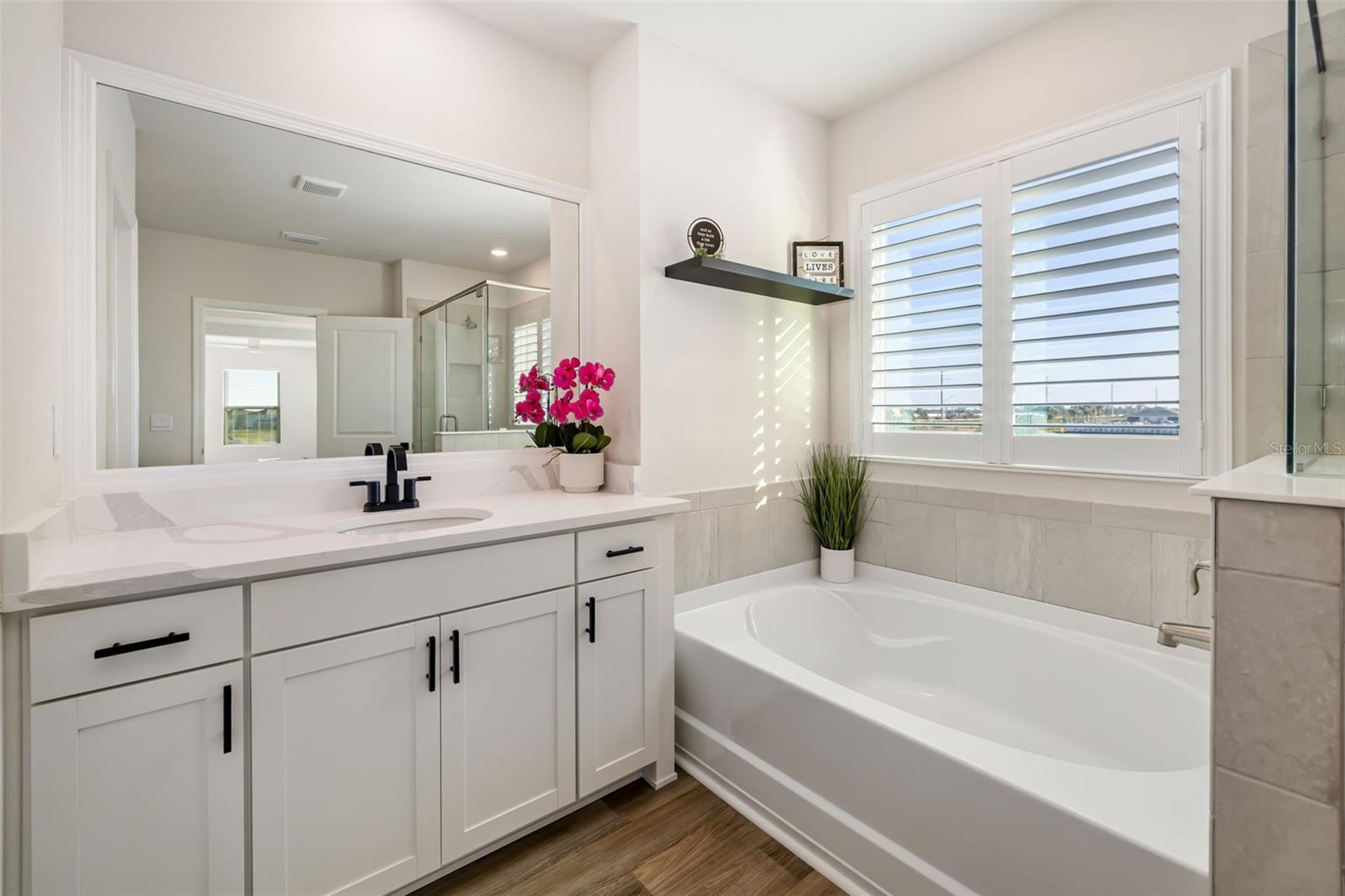 Image 41 of 68 For 18320 Thistleberry Place