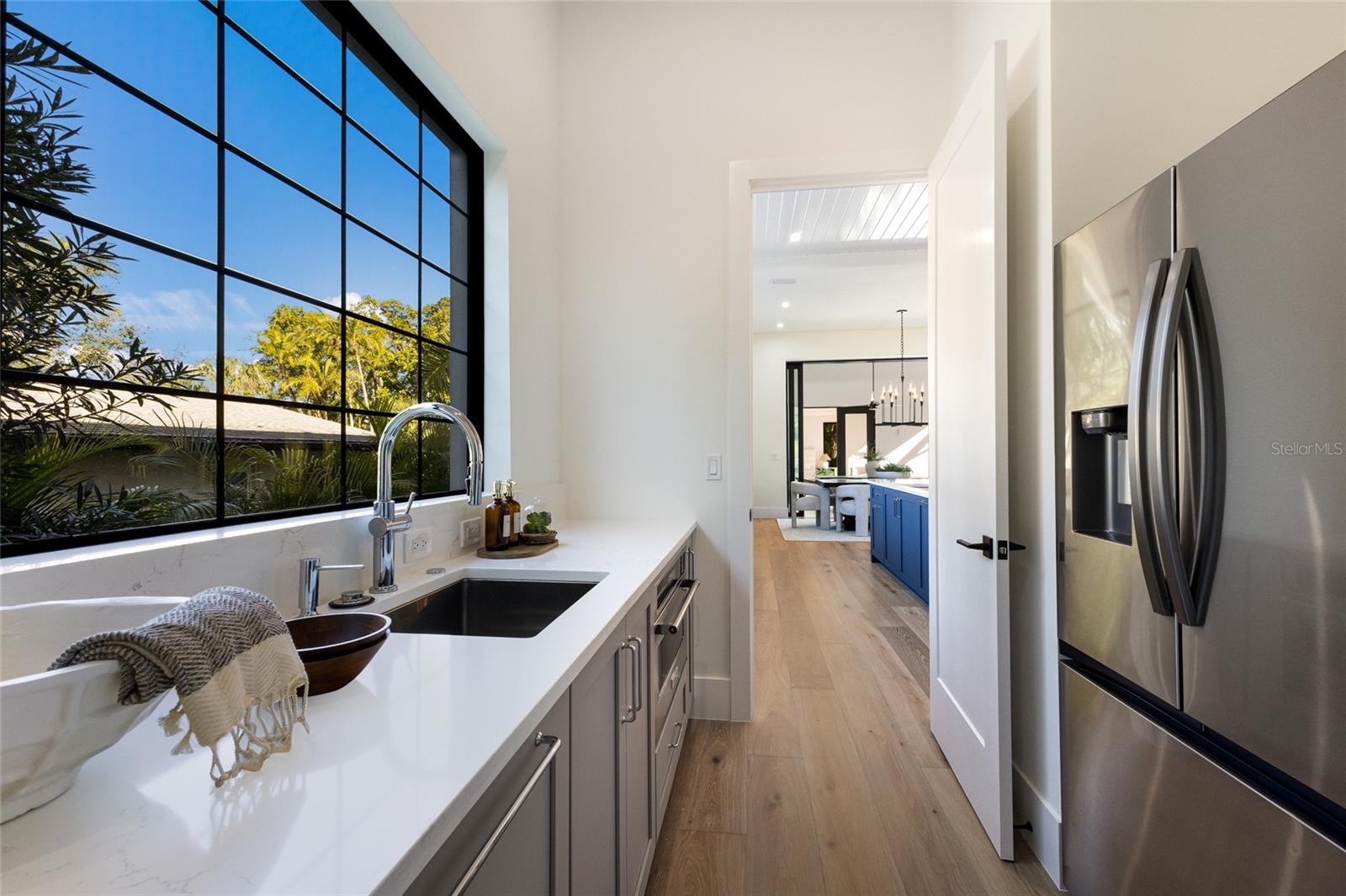 Image 28 of 68 For 329 Bird Key Drive