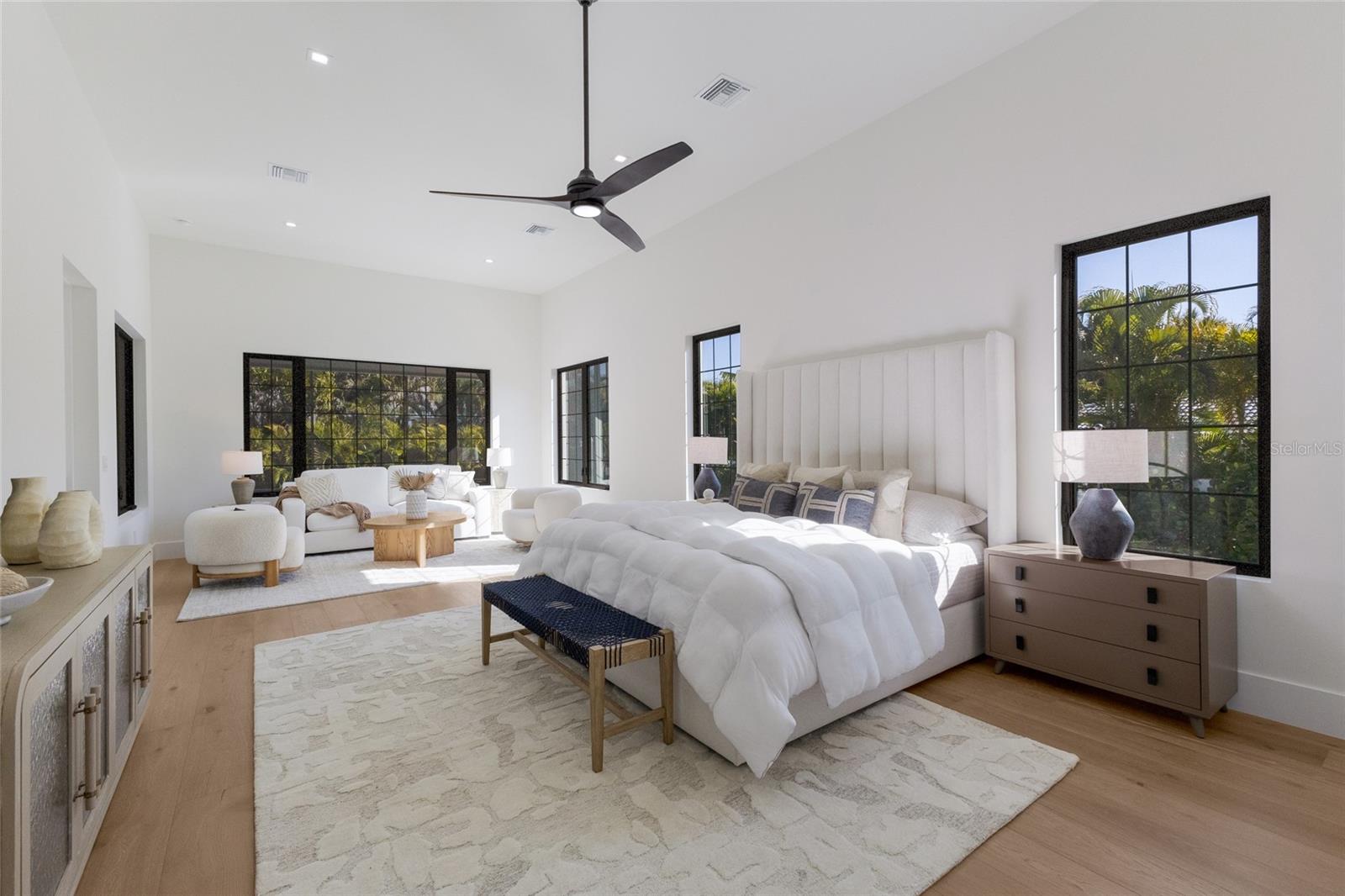 Image 33 of 68 For 329 Bird Key Drive