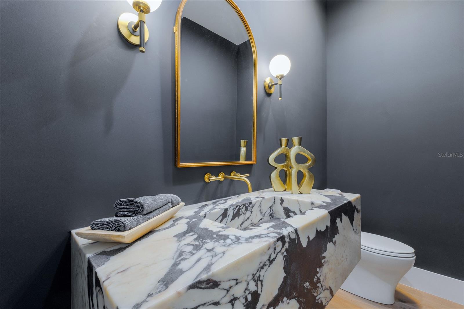 Image 40 of 68 For 329 Bird Key Drive