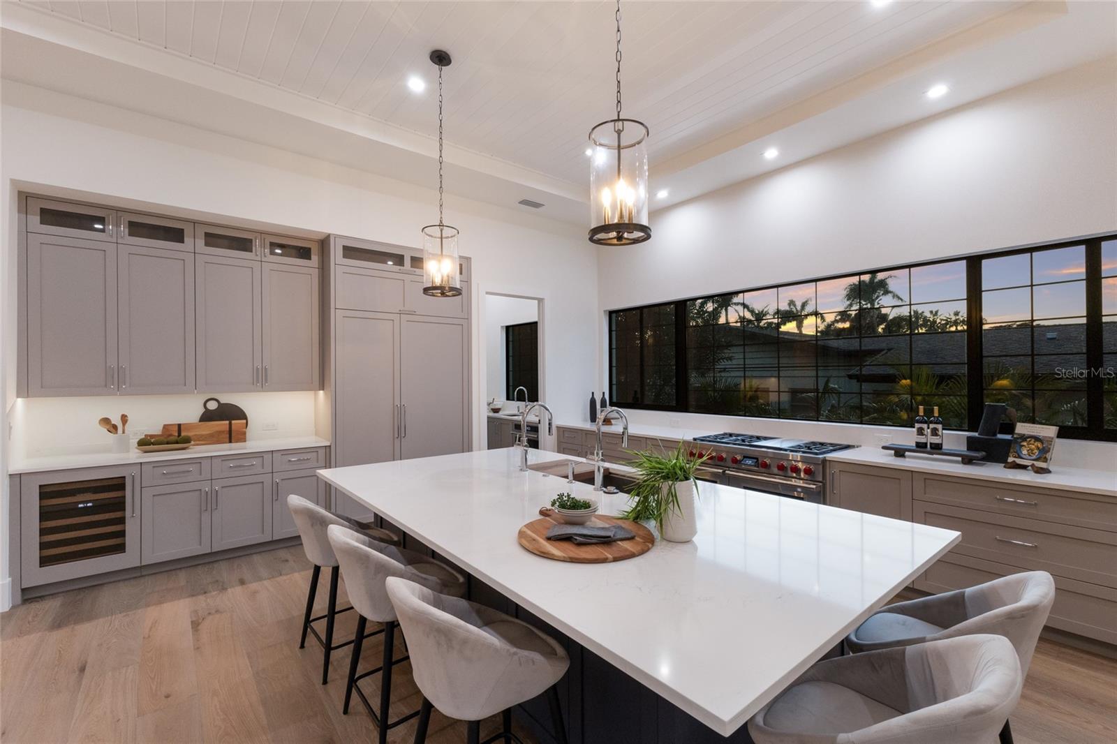 Image 6 of 68 For 329 Bird Key Drive