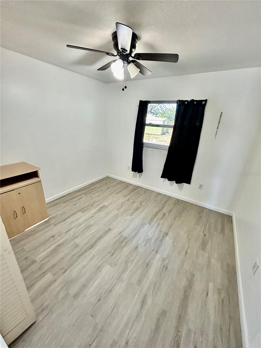 Image 13 of 17 For 2314 20th Avenue W