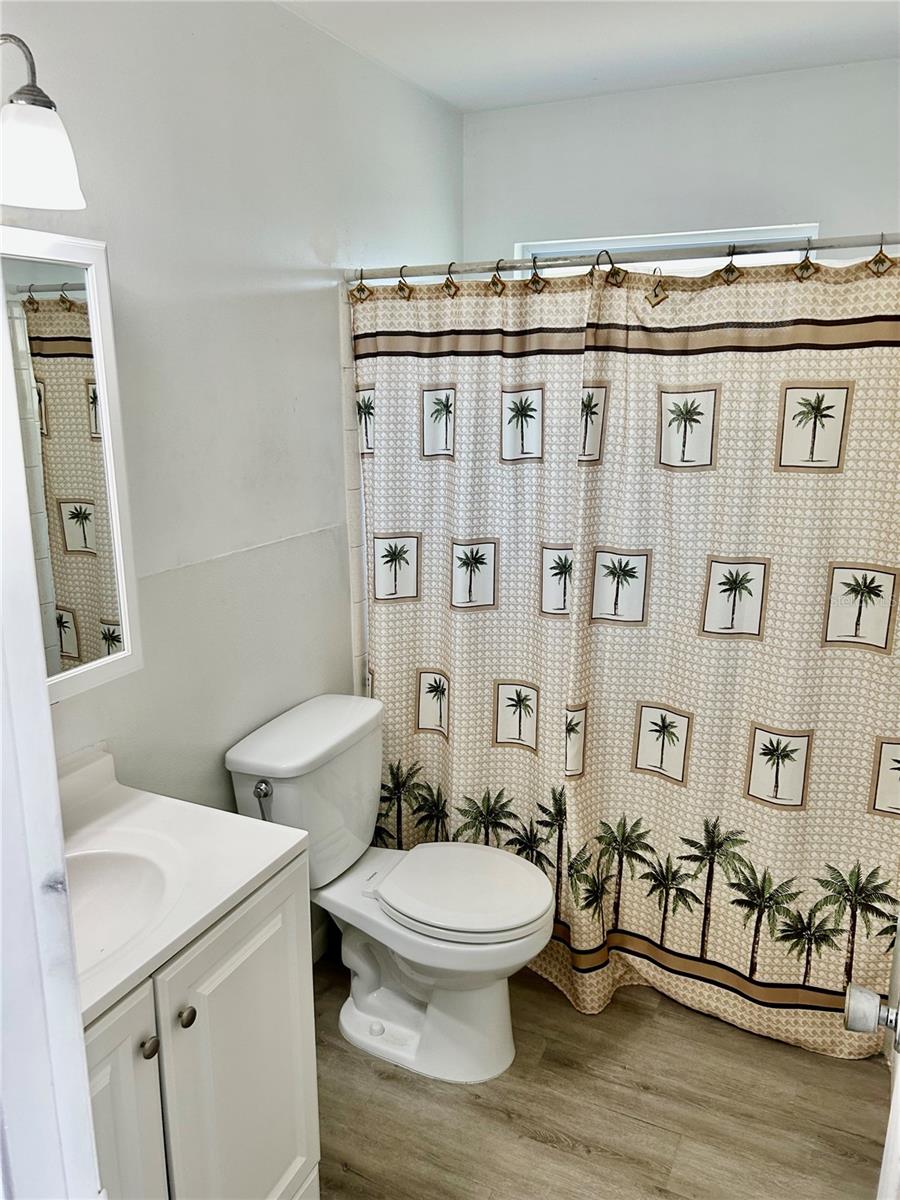 Image 16 of 17 For 2314 20th Avenue W