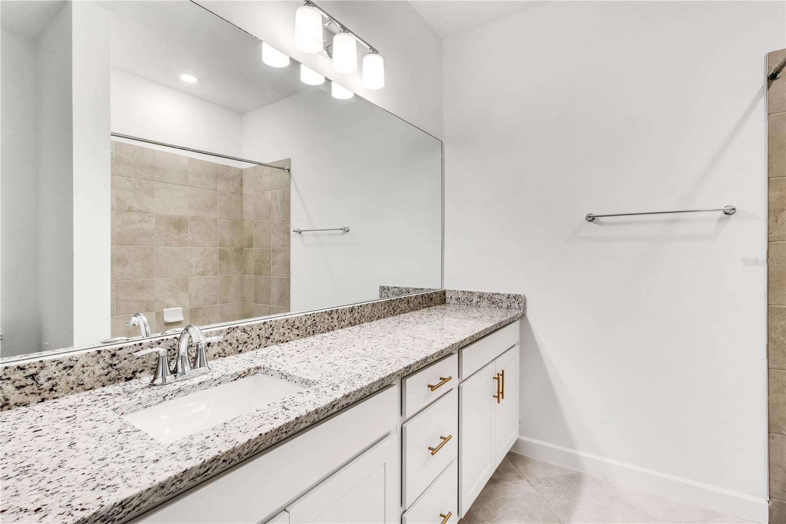 Image 20 of 58 For 15172 Sunny Day Drive