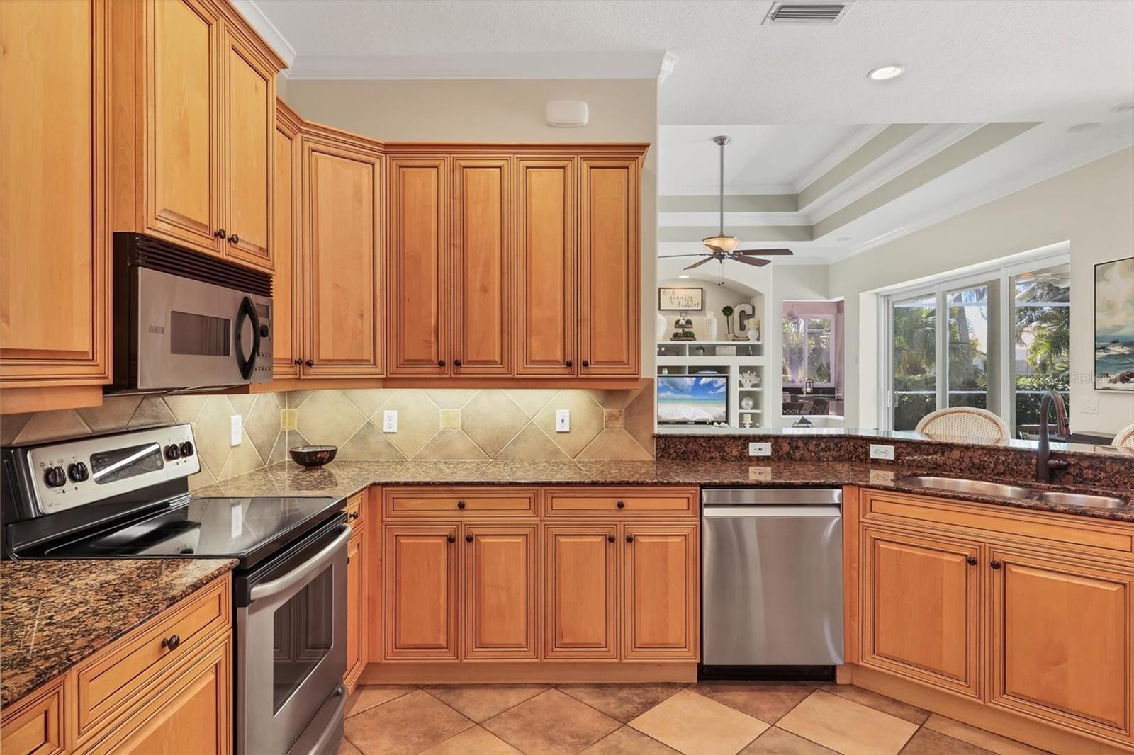 Image 22 of 89 For 321 Dulmer Drive