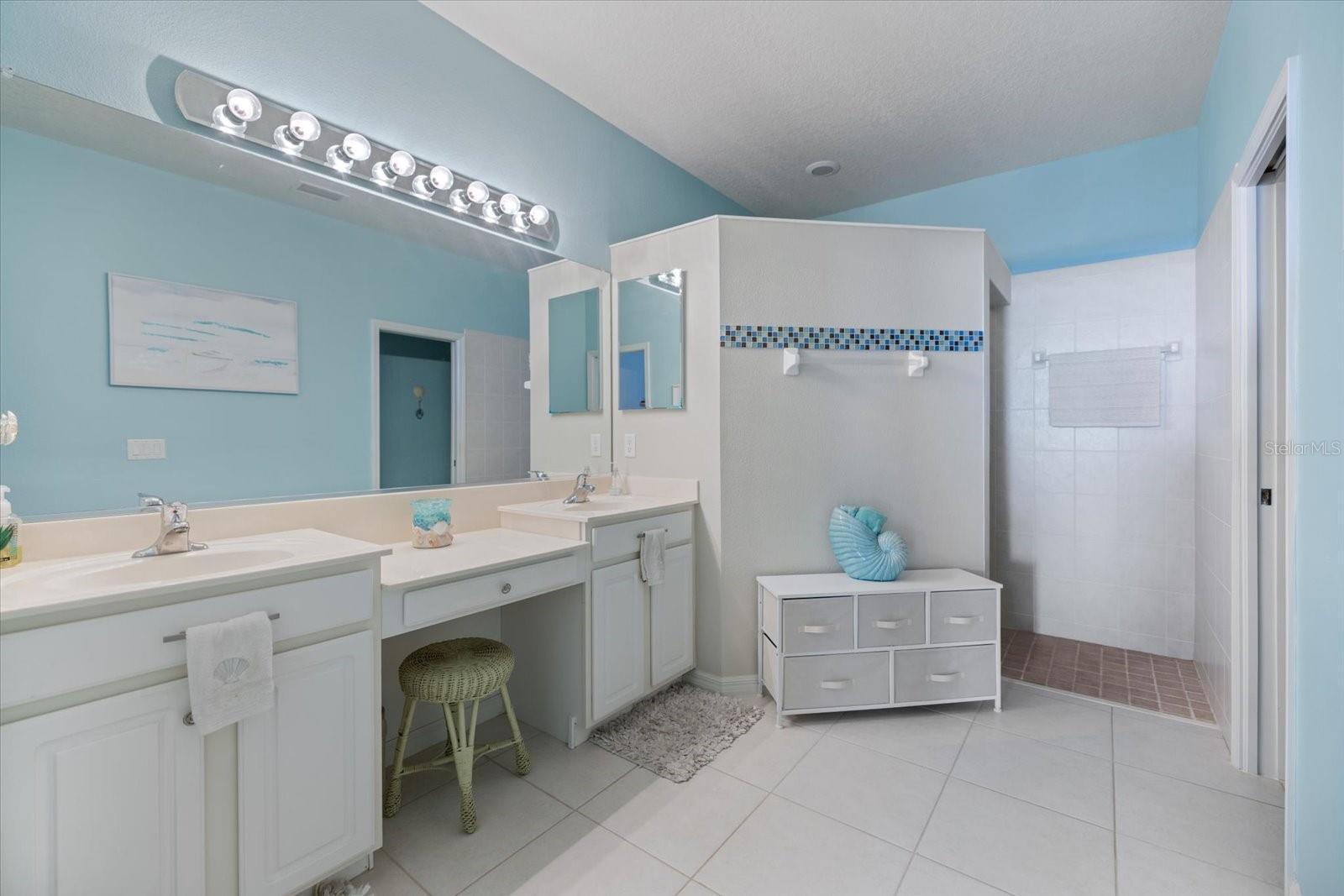 Image 16 of 42 For 1466 Maseno Drive