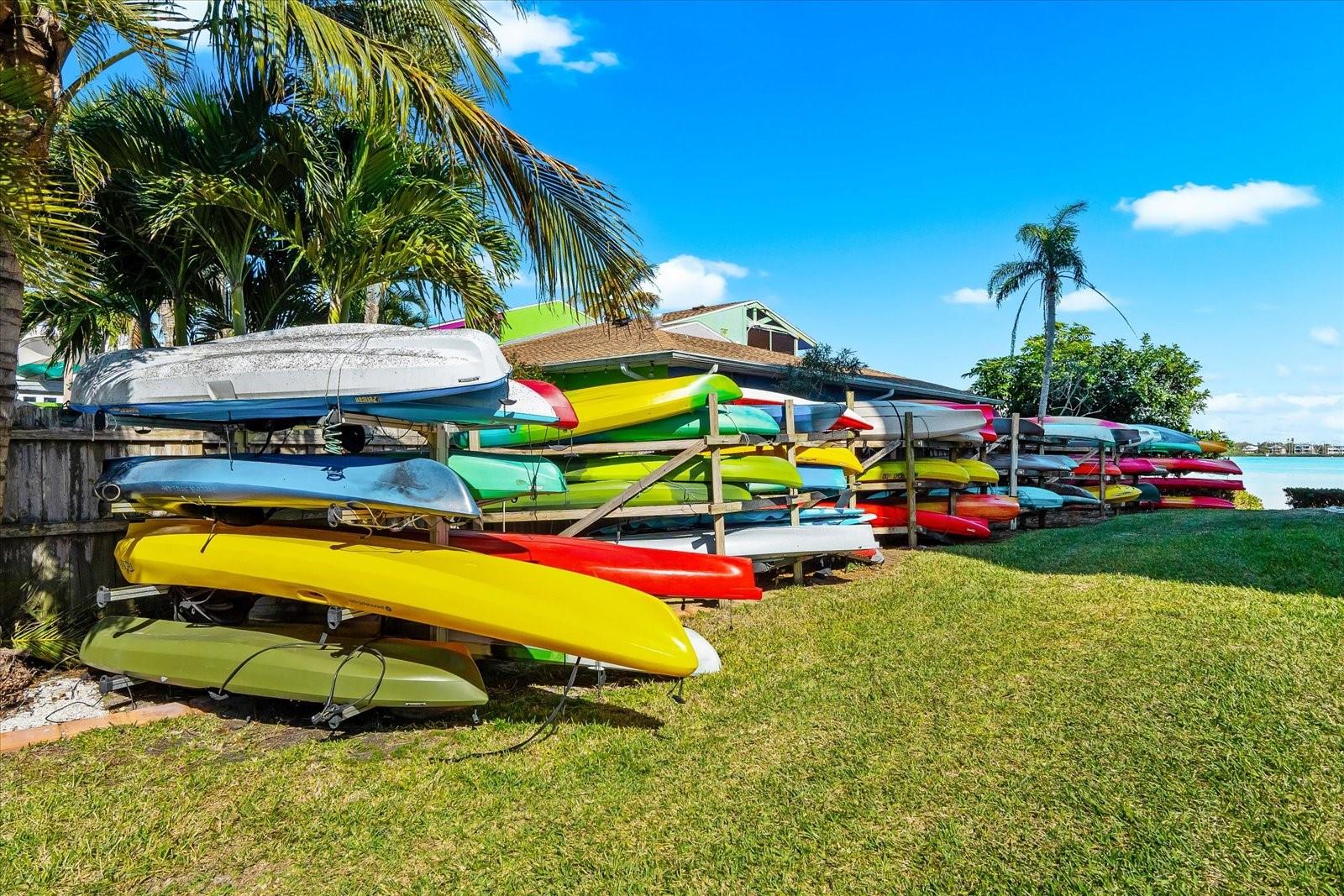 Image 40 of 62 For 8897 Midnight Pass Road 105