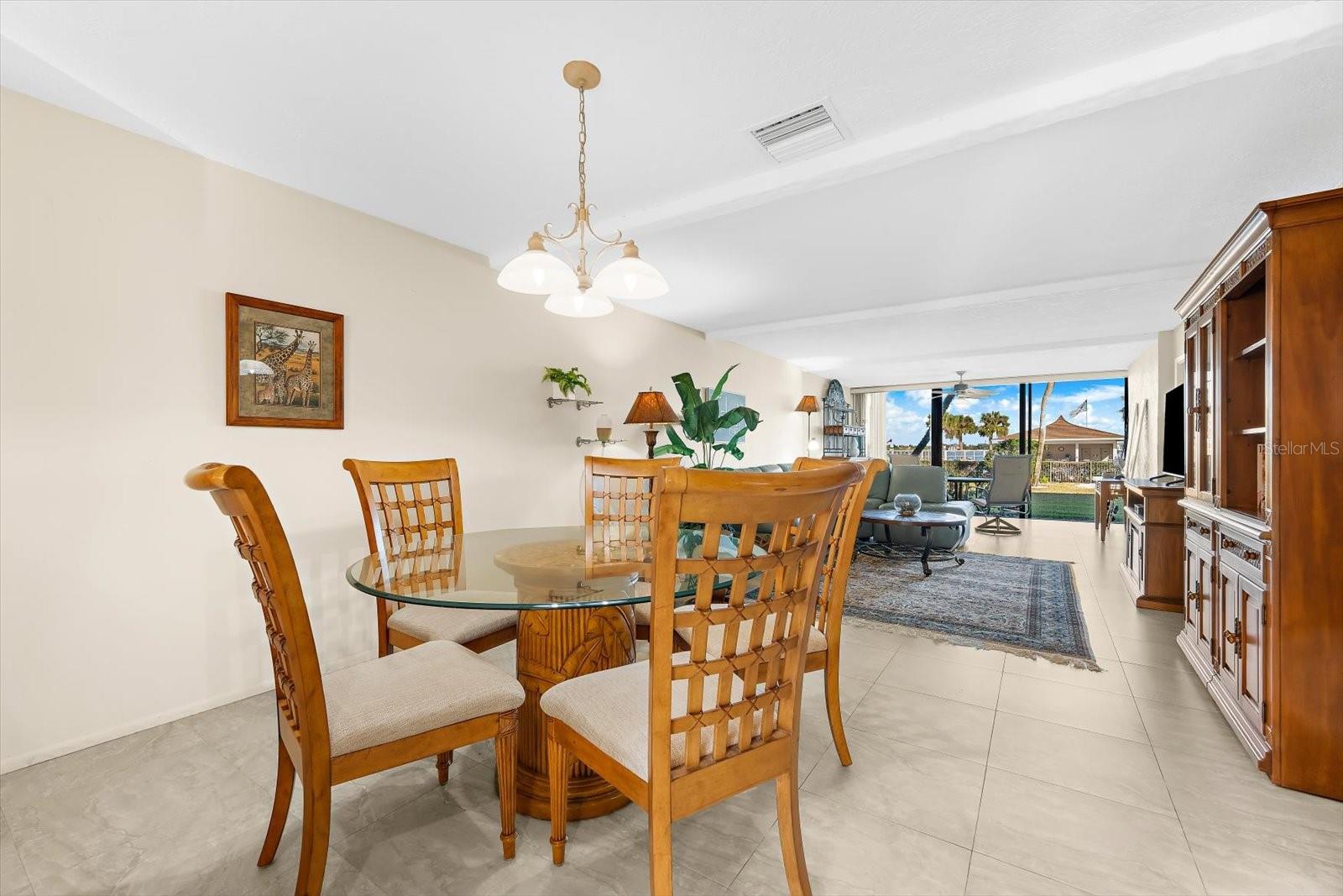 Image 5 of 62 For 8897 Midnight Pass Road 105