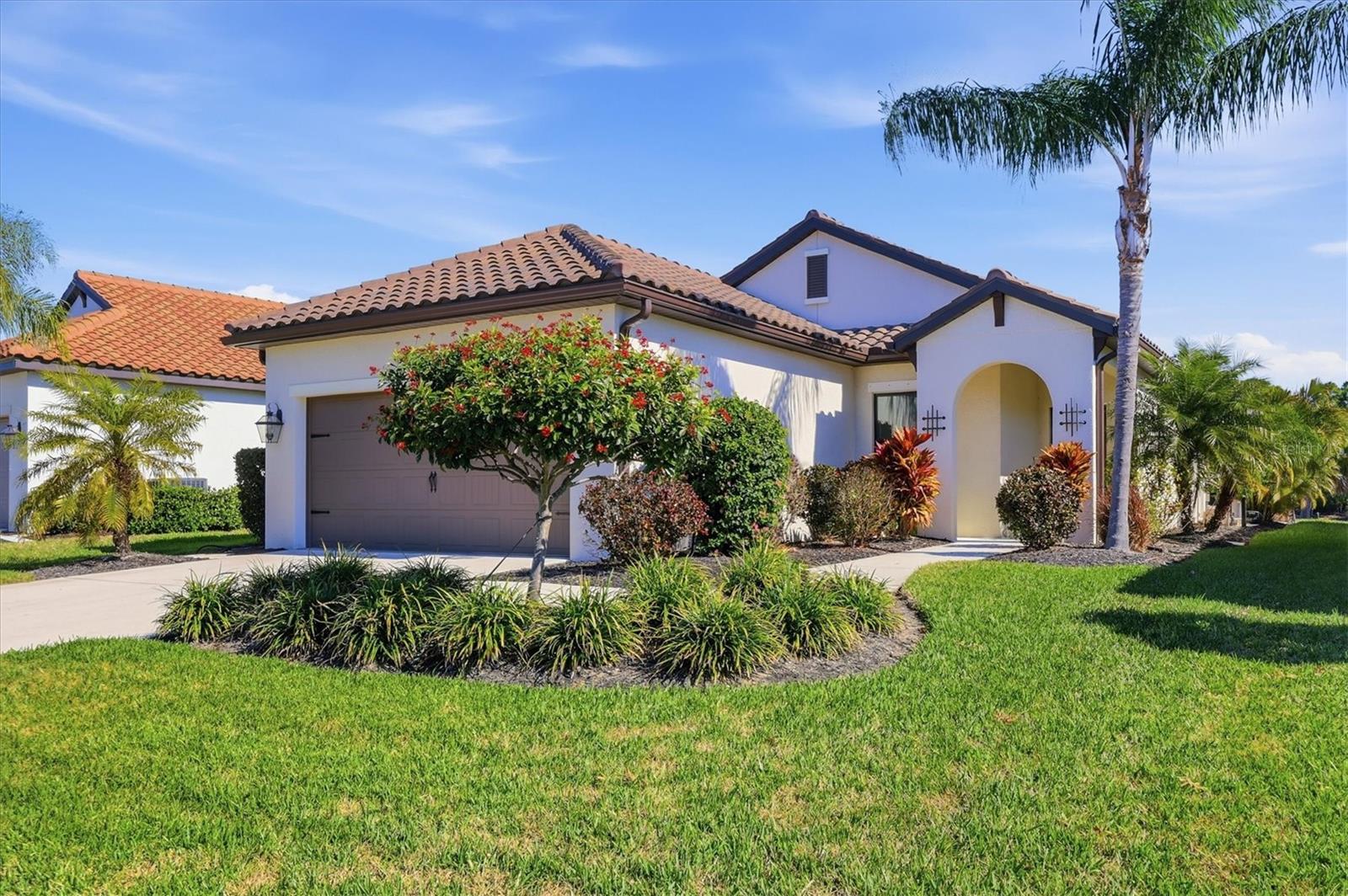 Image 2 of 58 For 216 Brienza Loop