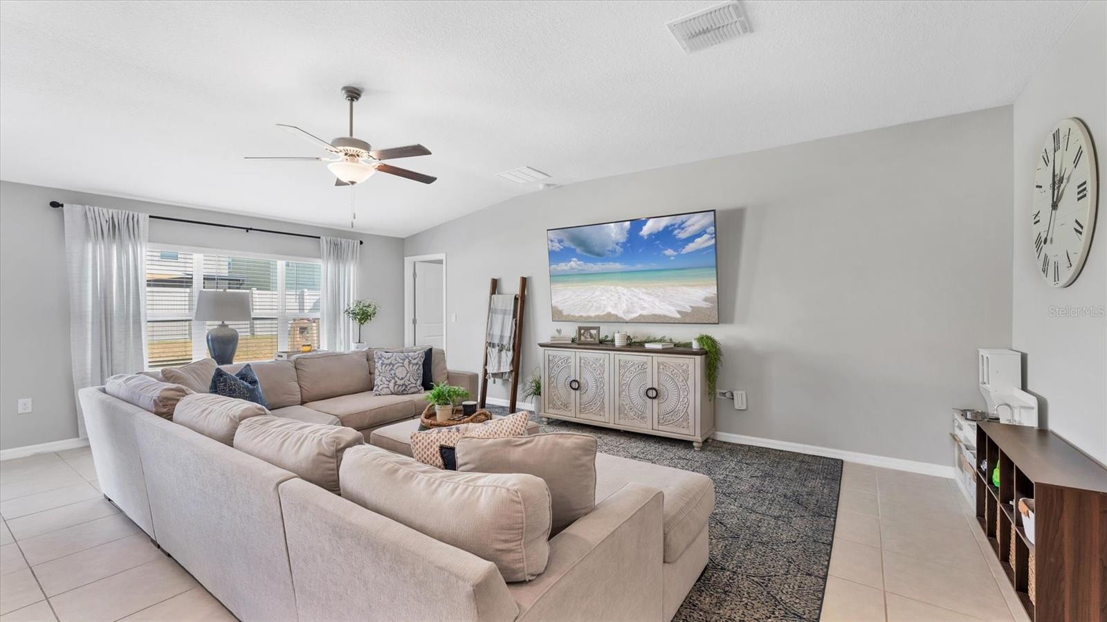 Image 4 of 38 For 15423 Miller Creek Drive