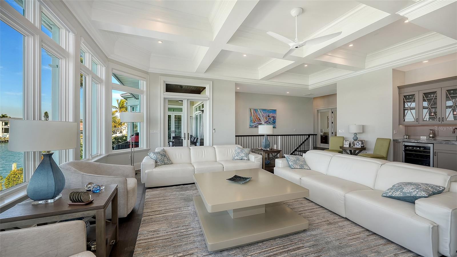 Listing photo id 10 for 119 Warbler Lane