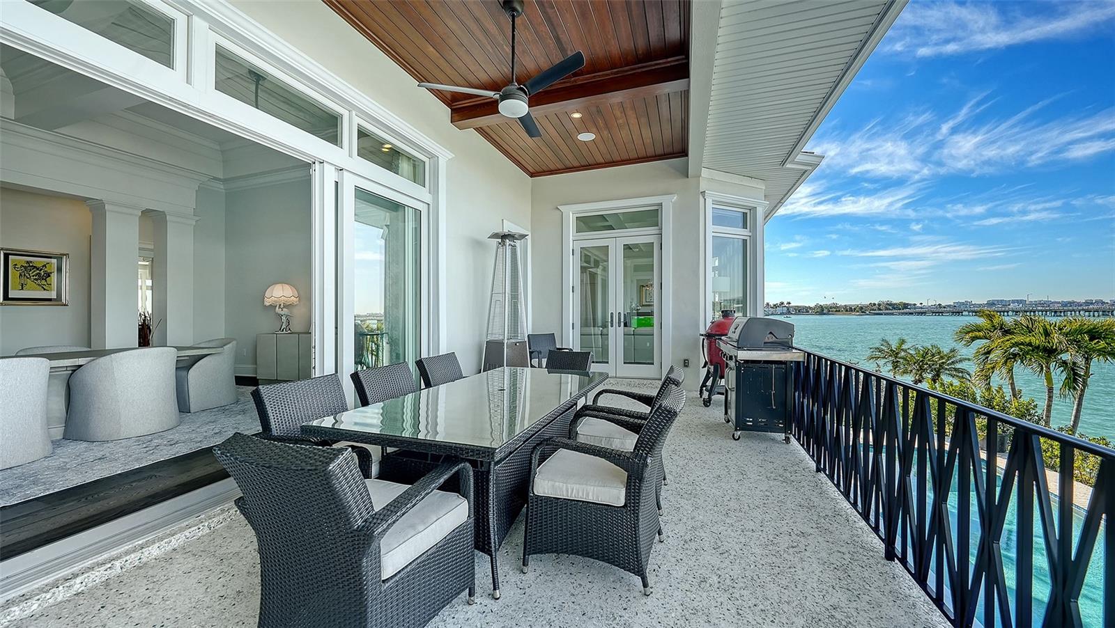 Listing photo id 26 for 119 Warbler Lane