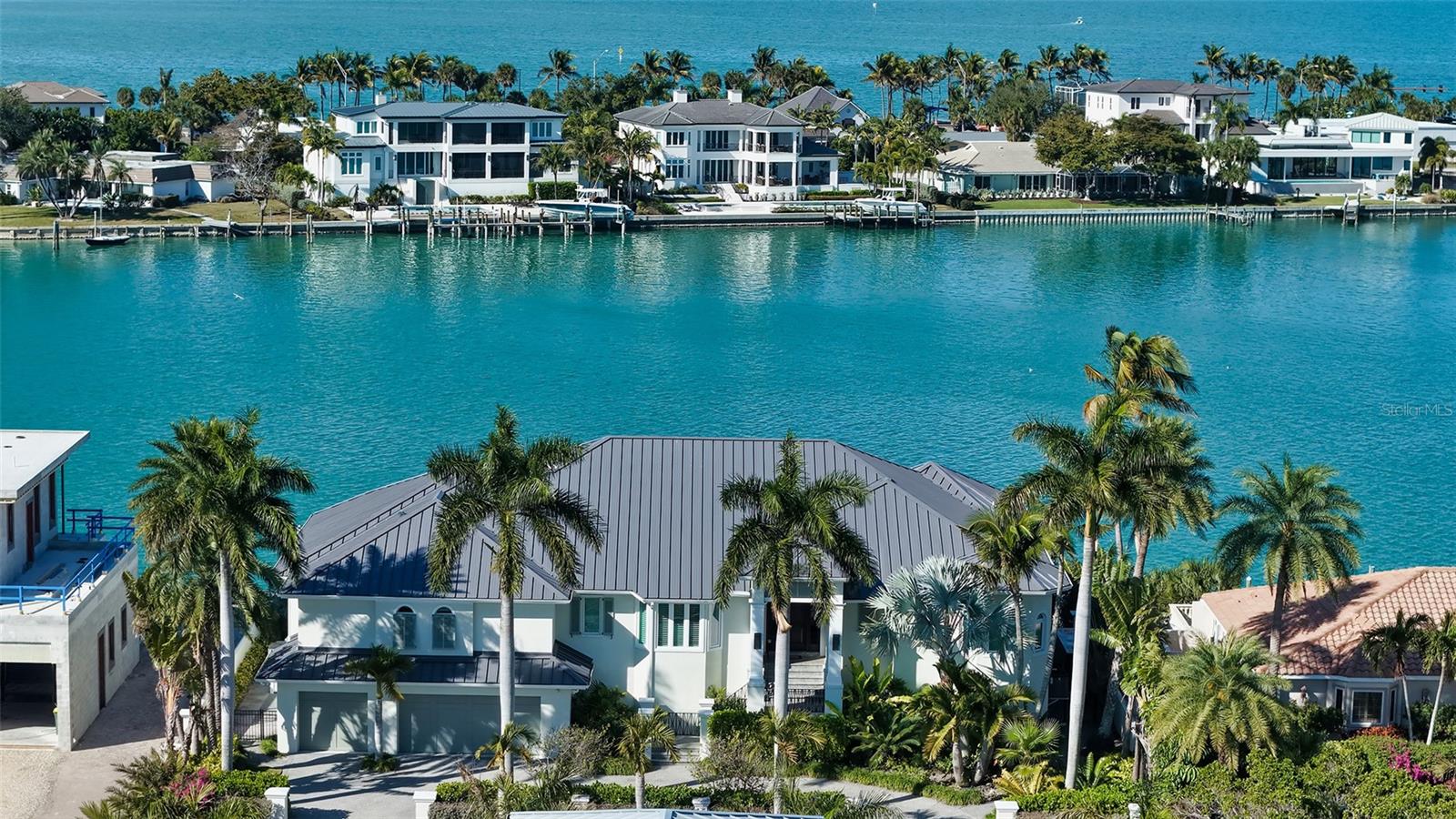 Listing photo id 1 for 119 Warbler Lane