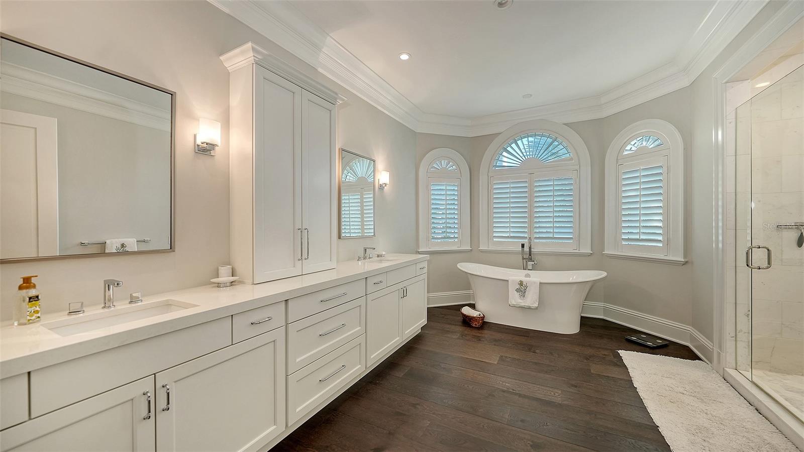 Listing photo id 33 for 119 Warbler Lane