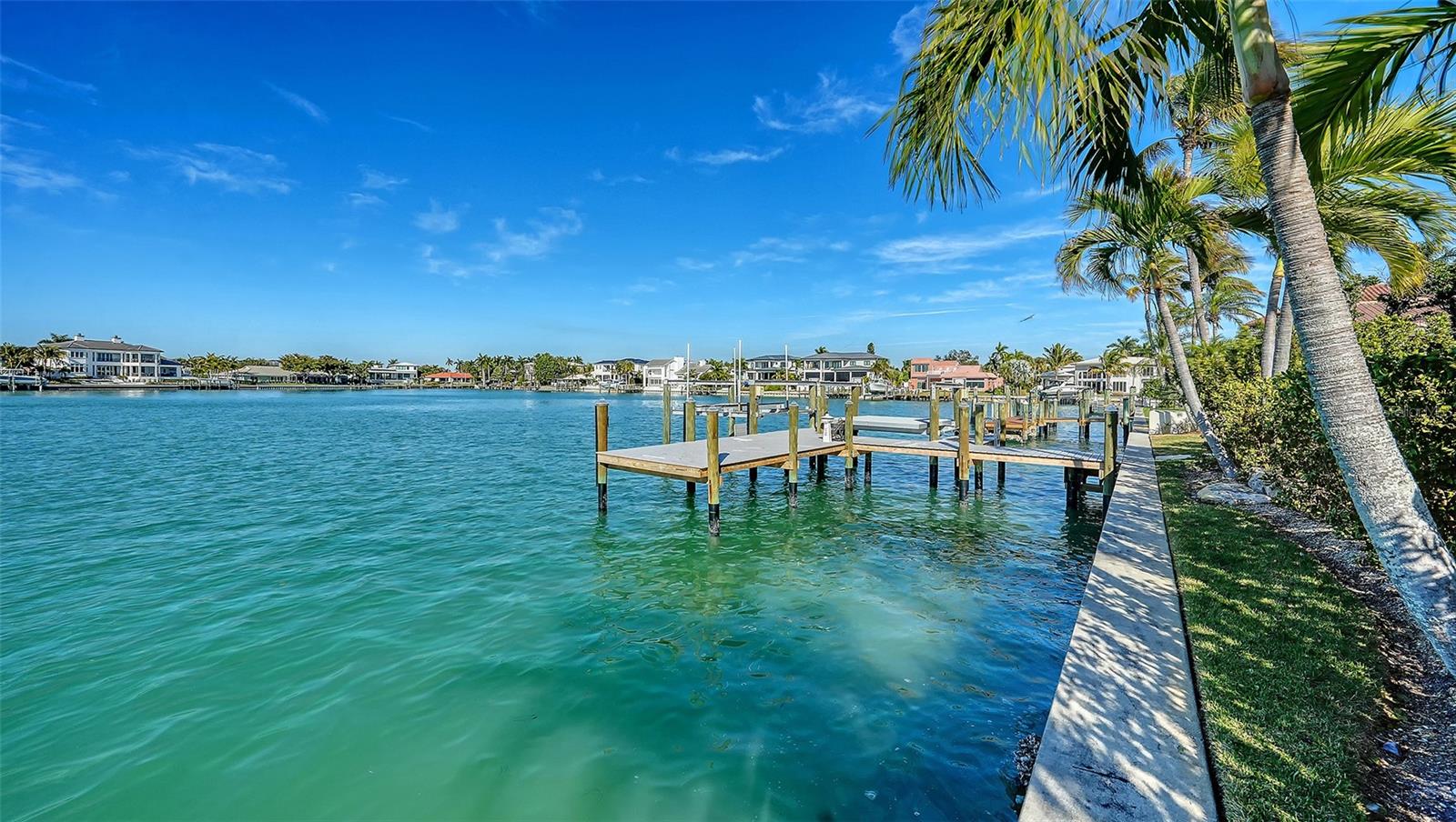 Listing photo id 46 for 119 Warbler Lane