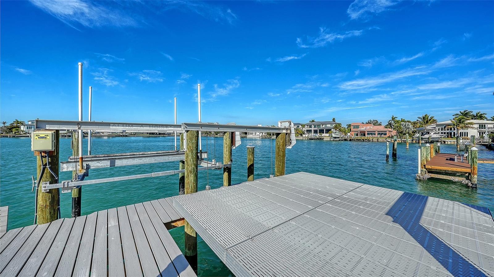 Listing photo id 47 for 119 Warbler Lane