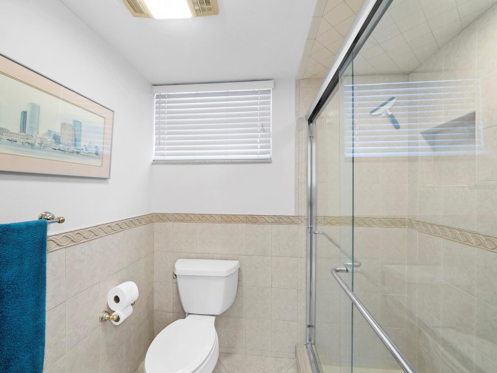 Image 28 of 69 For 4320 Falmouth Drive 103