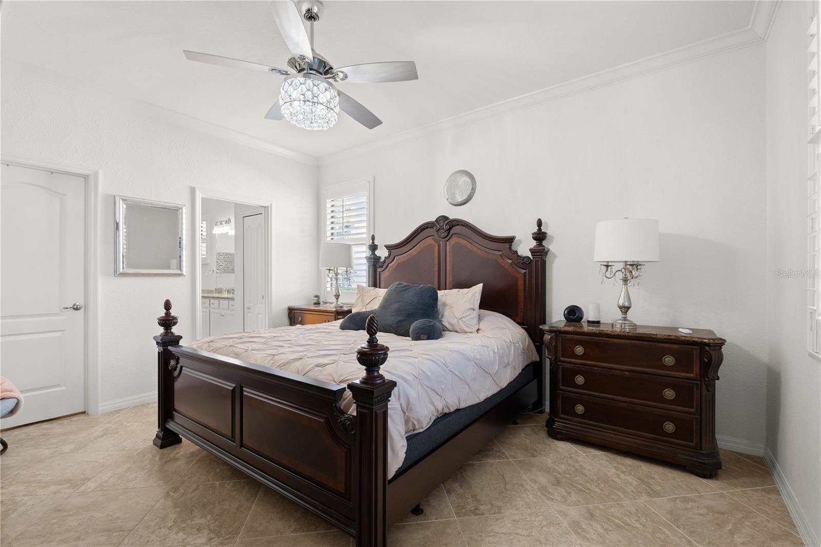 Listing photo id 25 for 17233 Blue Ridge Place