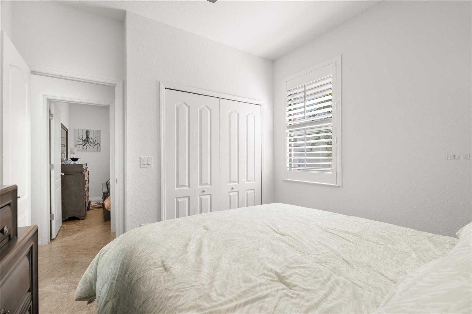 Listing photo id 35 for 17233 Blue Ridge Place