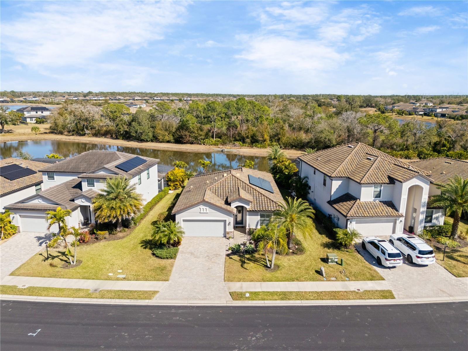 Listing photo id 49 for 17233 Blue Ridge Place