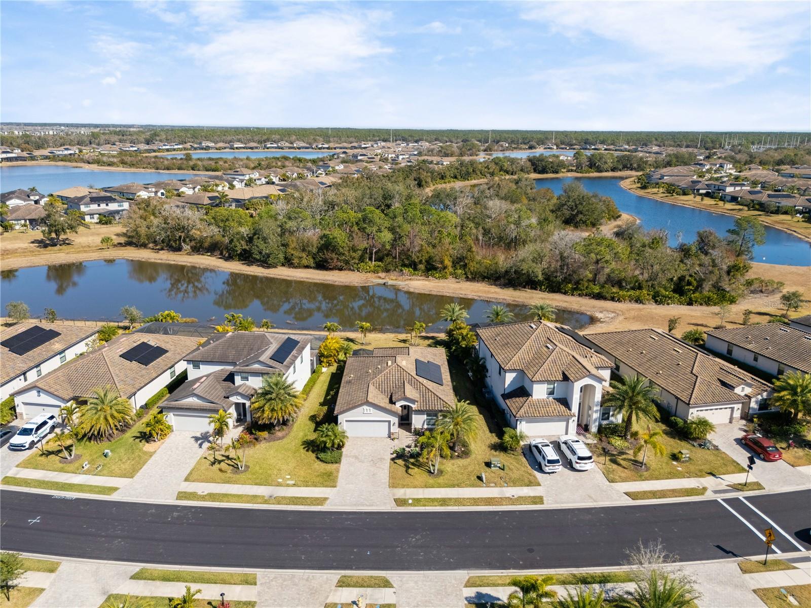 Listing photo id 50 for 17233 Blue Ridge Place