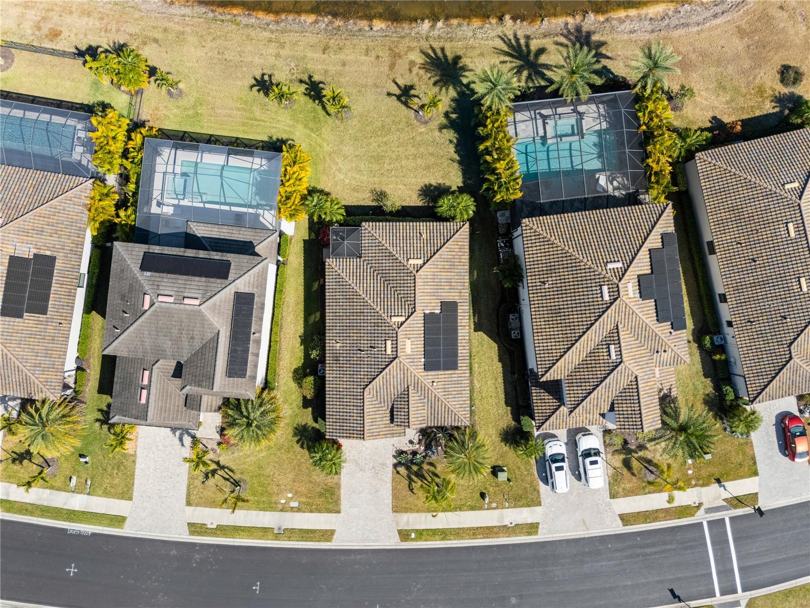 Listing photo id 52 for 17233 Blue Ridge Place