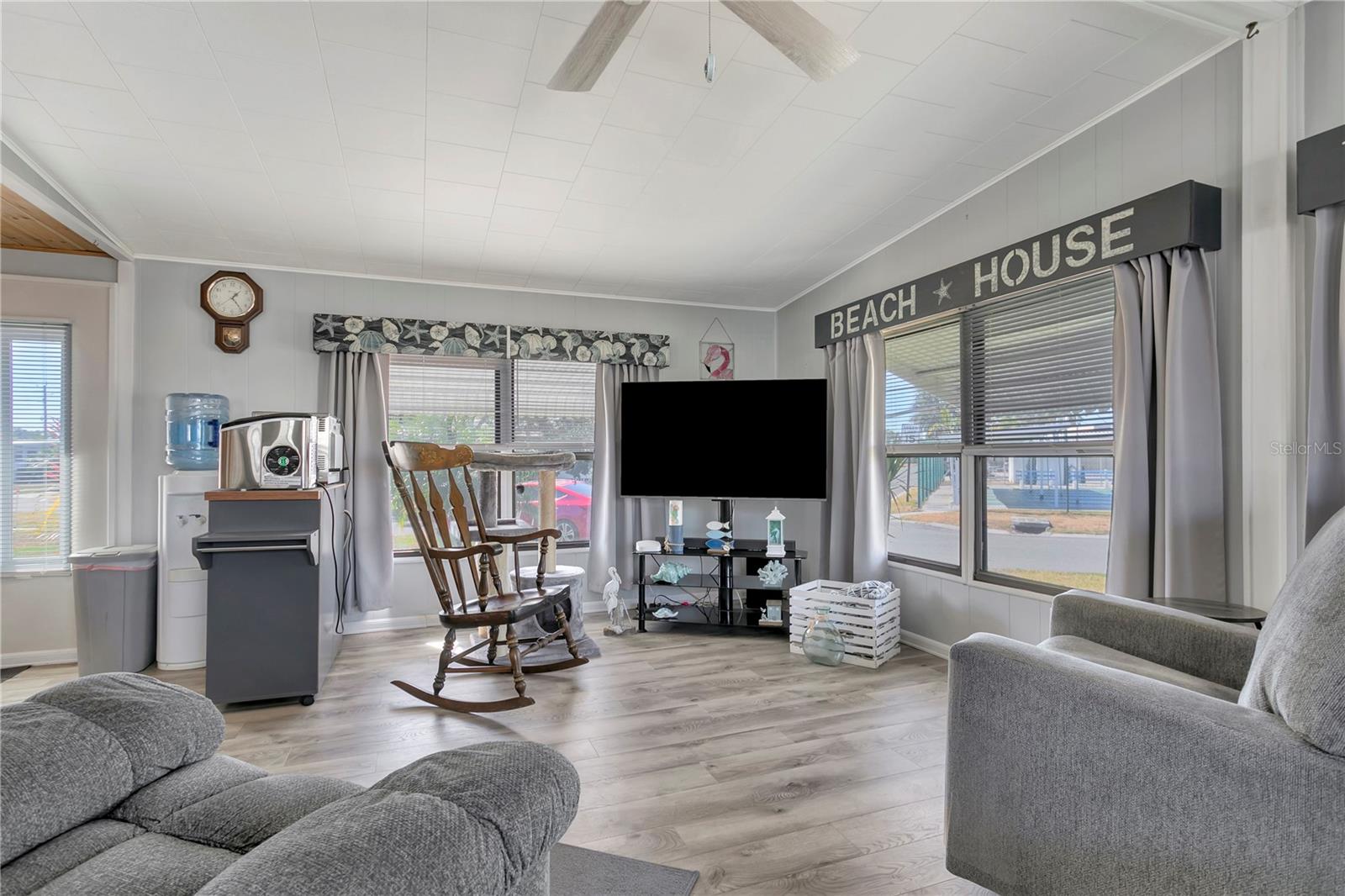 Image 13 of 43 For 5127 8th Street W