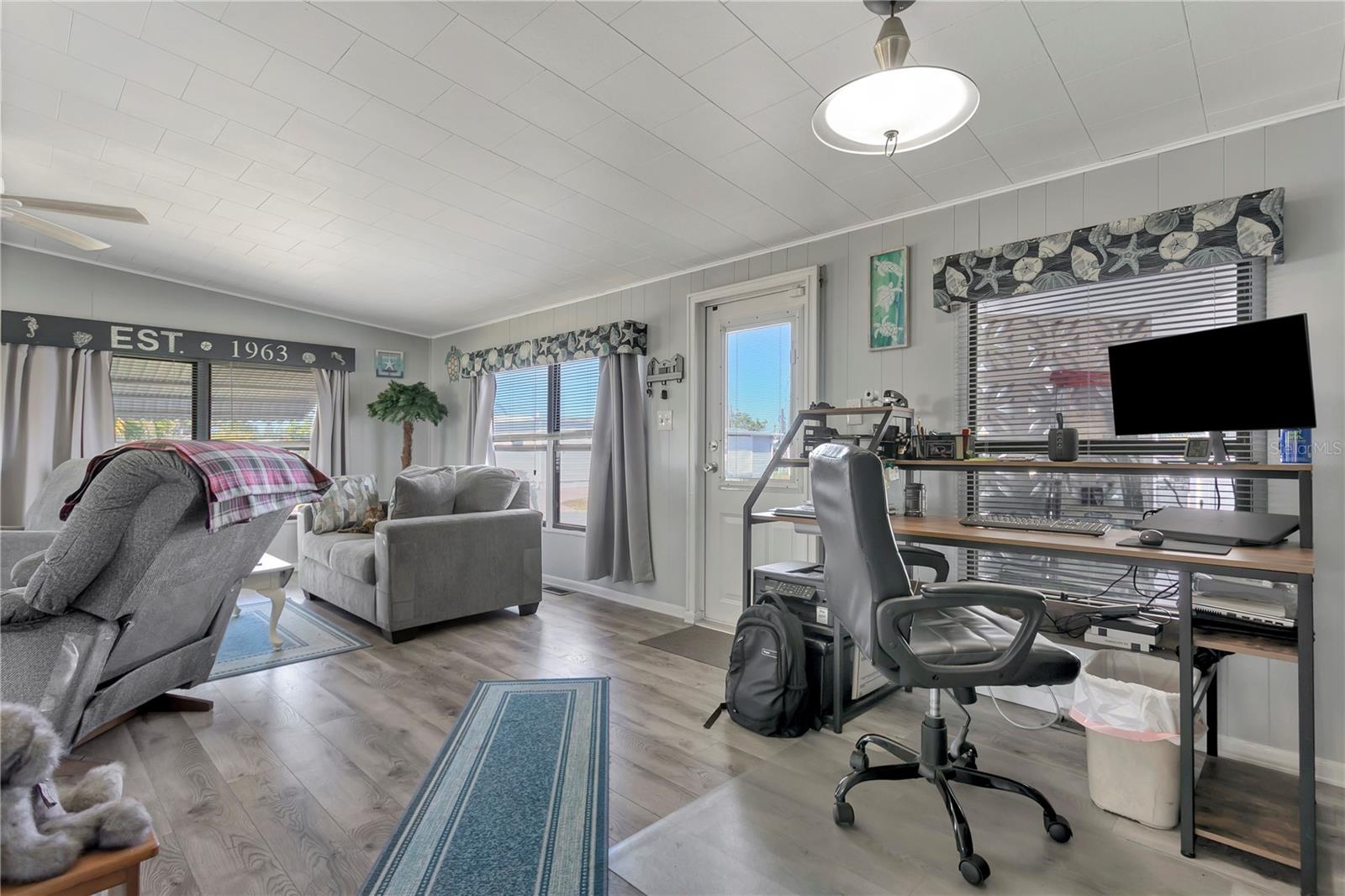 Image 2 of 43 For 5127 8th Street W