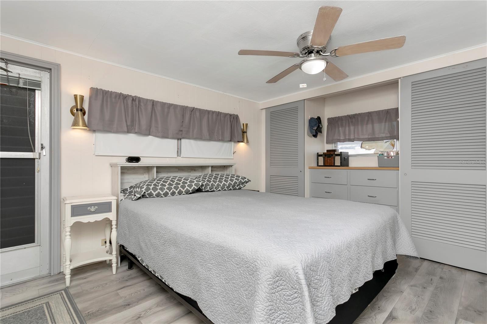 Image 24 of 43 For 5127 8th Street W