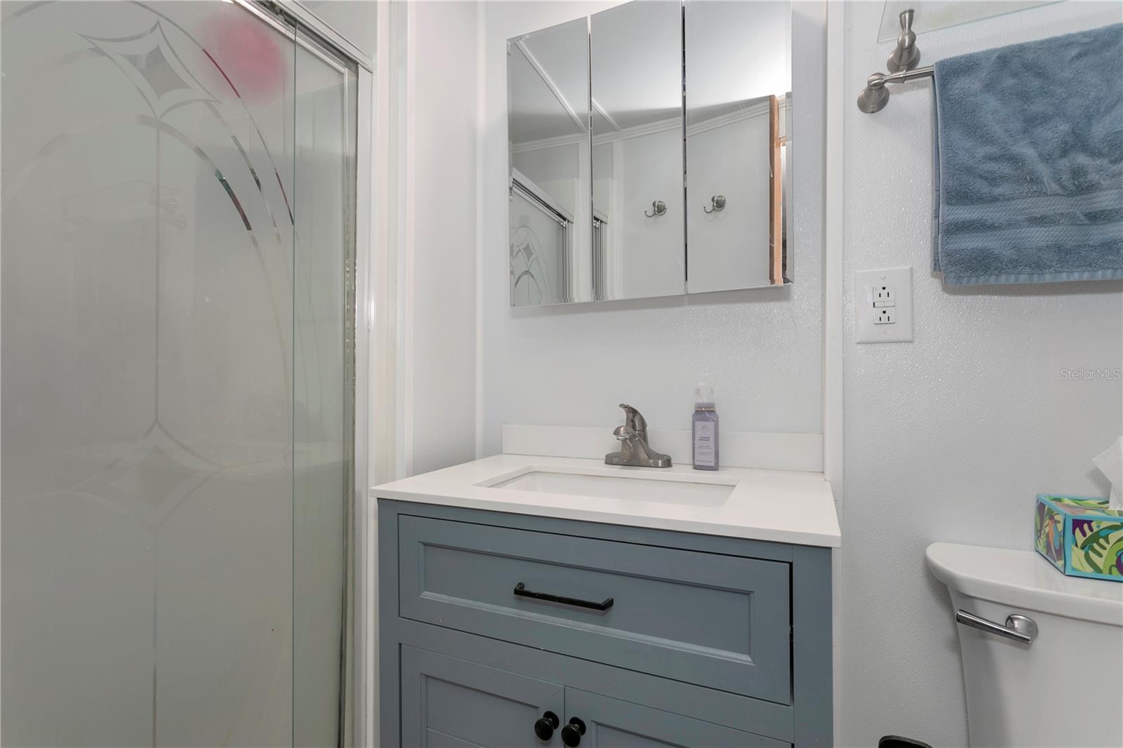 Image 5 of 43 For 5127 8th Street W