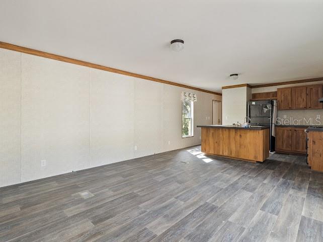 Image 12 of 23 For 6042 Miami Avenue