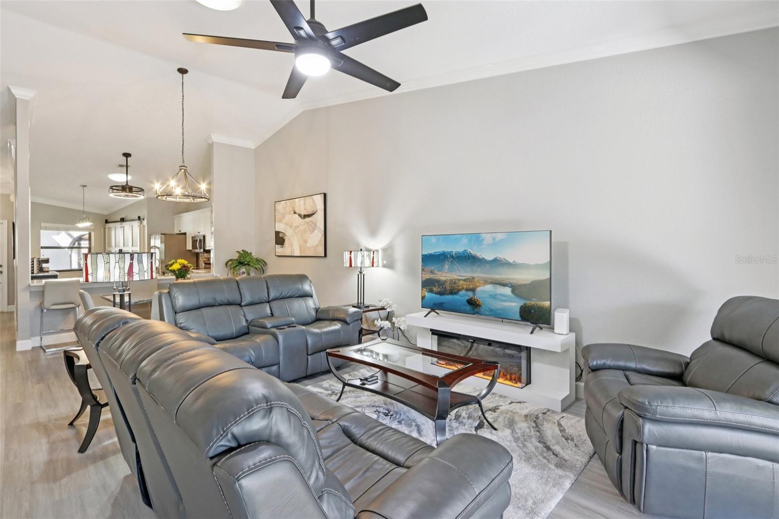 Image 6 of 35 For 5034 San Rocco Court