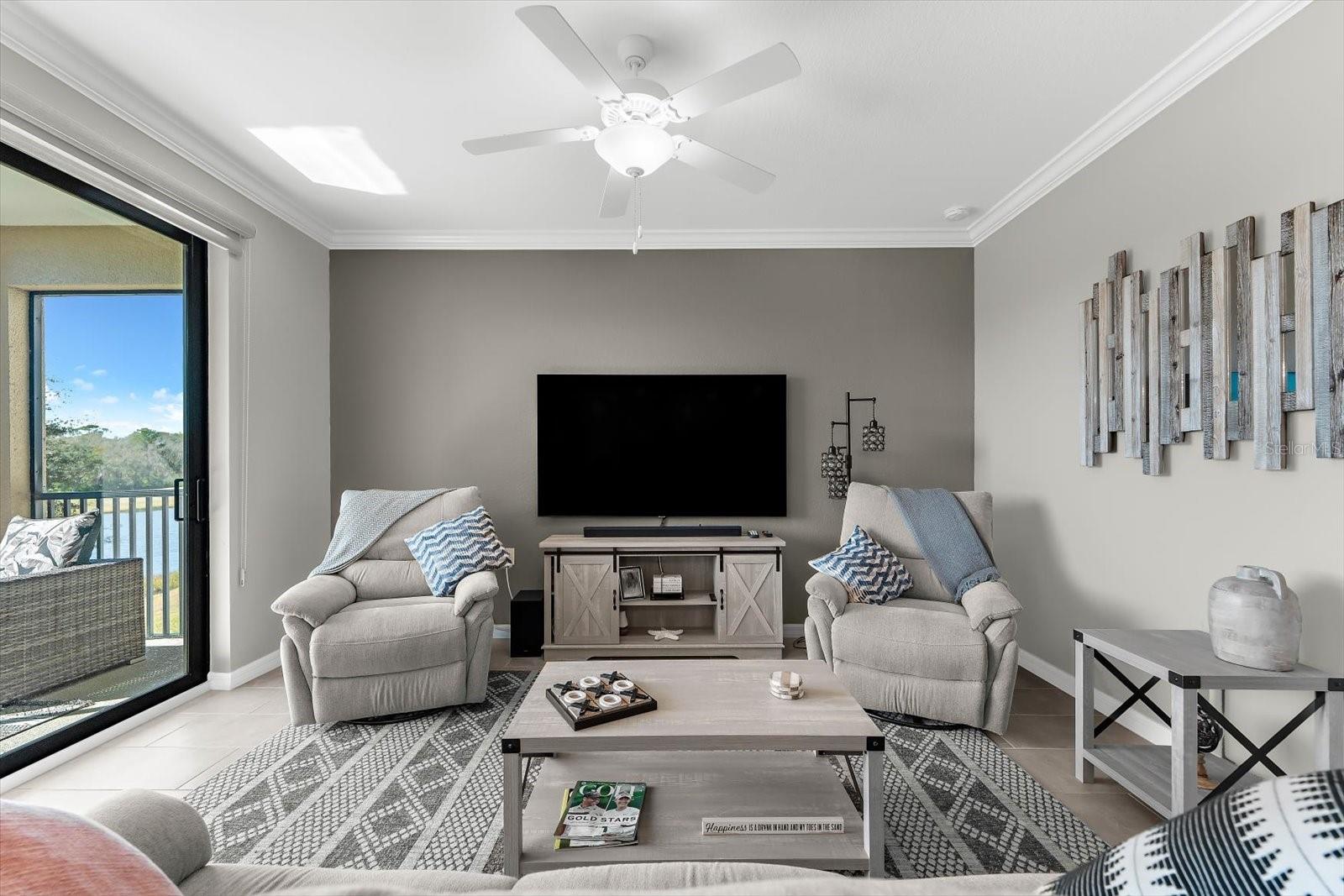 Image 12 of 63 For 17626 Gawthrop Drive 207