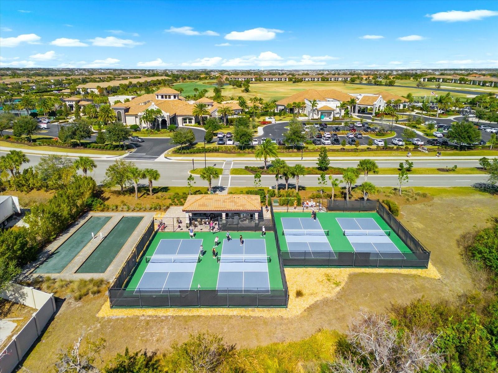 Image 38 of 63 For 17626 Gawthrop Drive 207