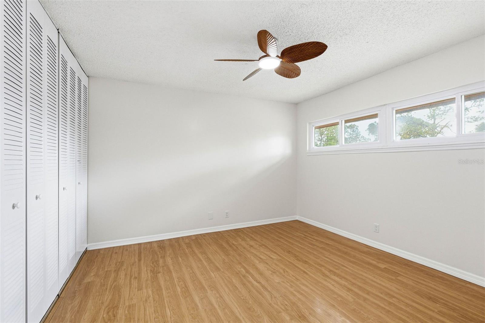 Image 29 of 45 For 2054 Sunset Point Road 35